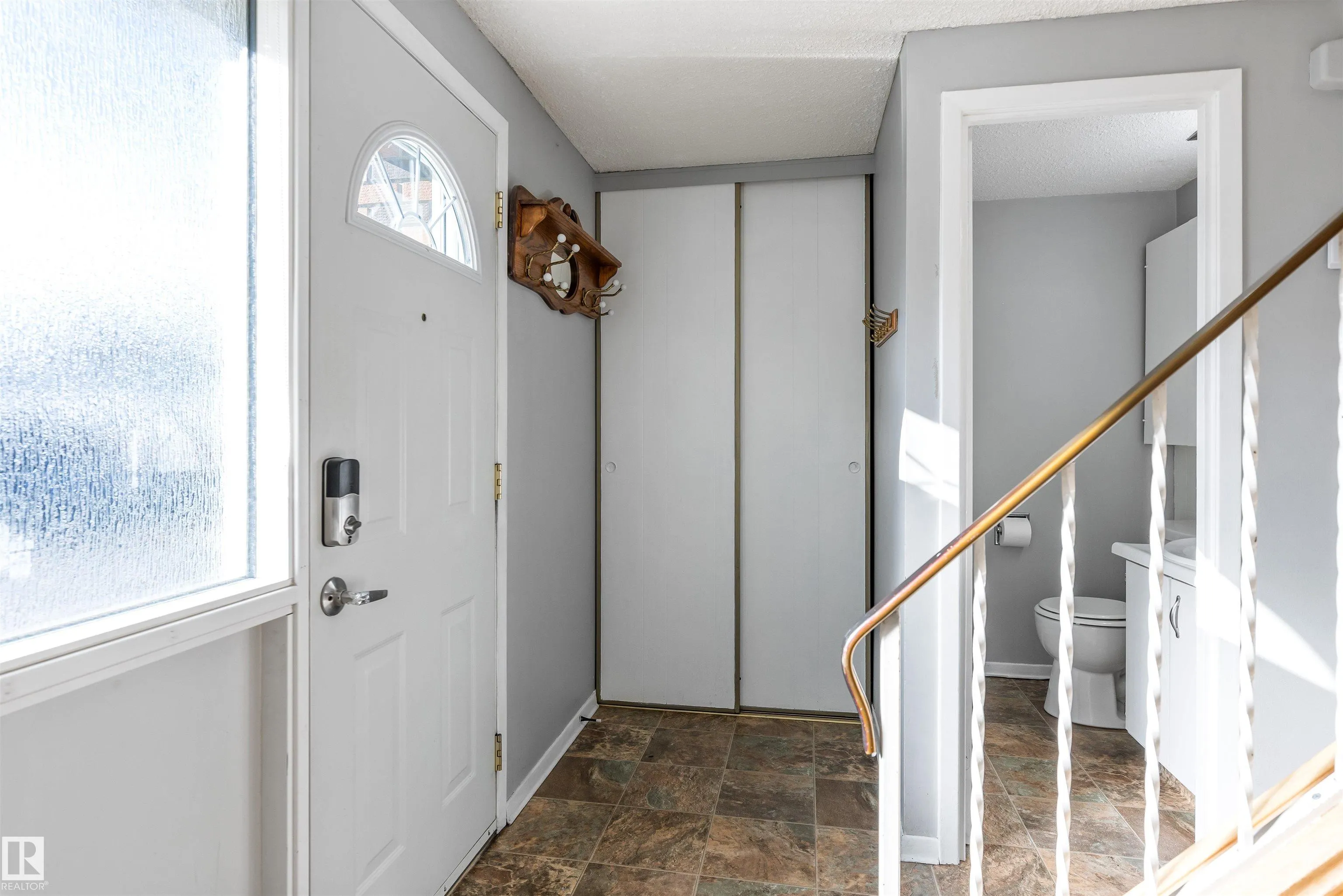 175 RIDGEWOOD