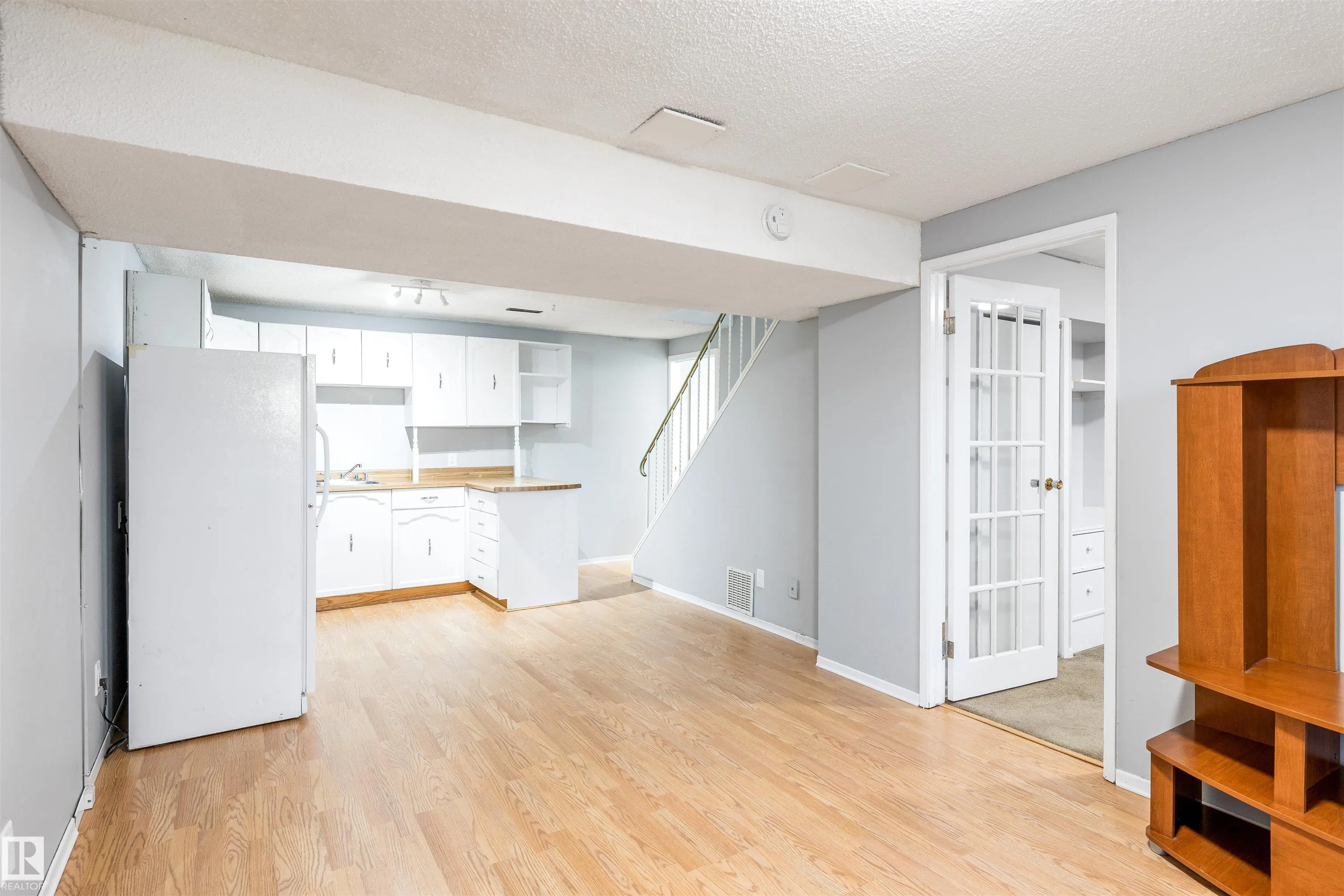 175 RIDGEWOOD