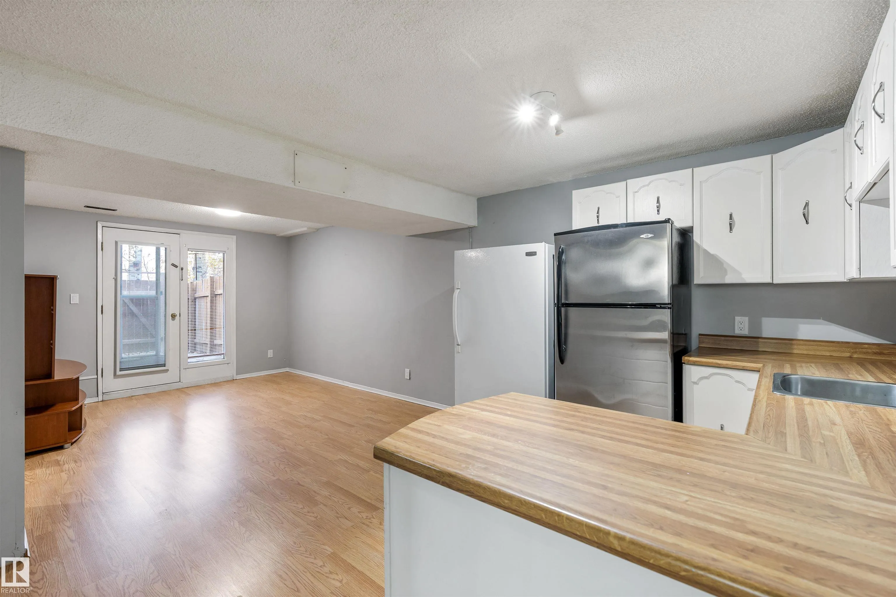 175 RIDGEWOOD