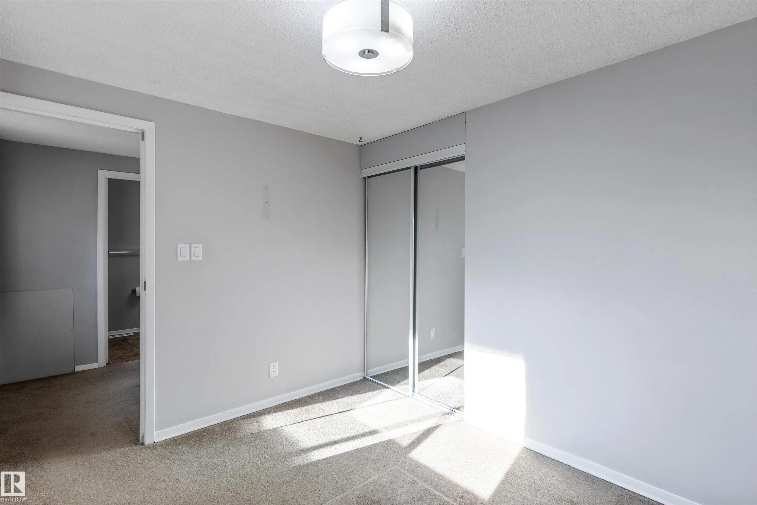 175 RIDGEWOOD