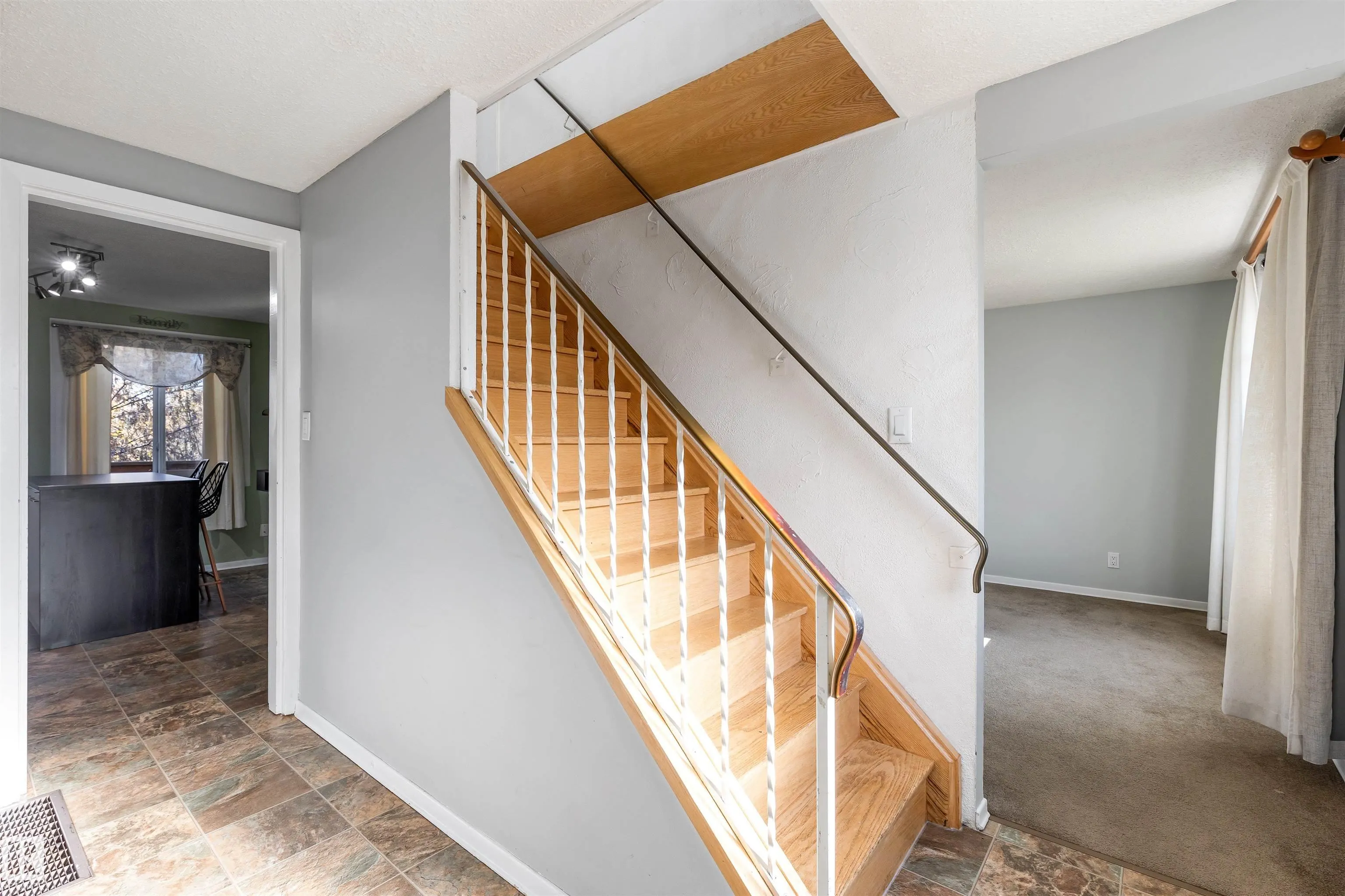 175 RIDGEWOOD