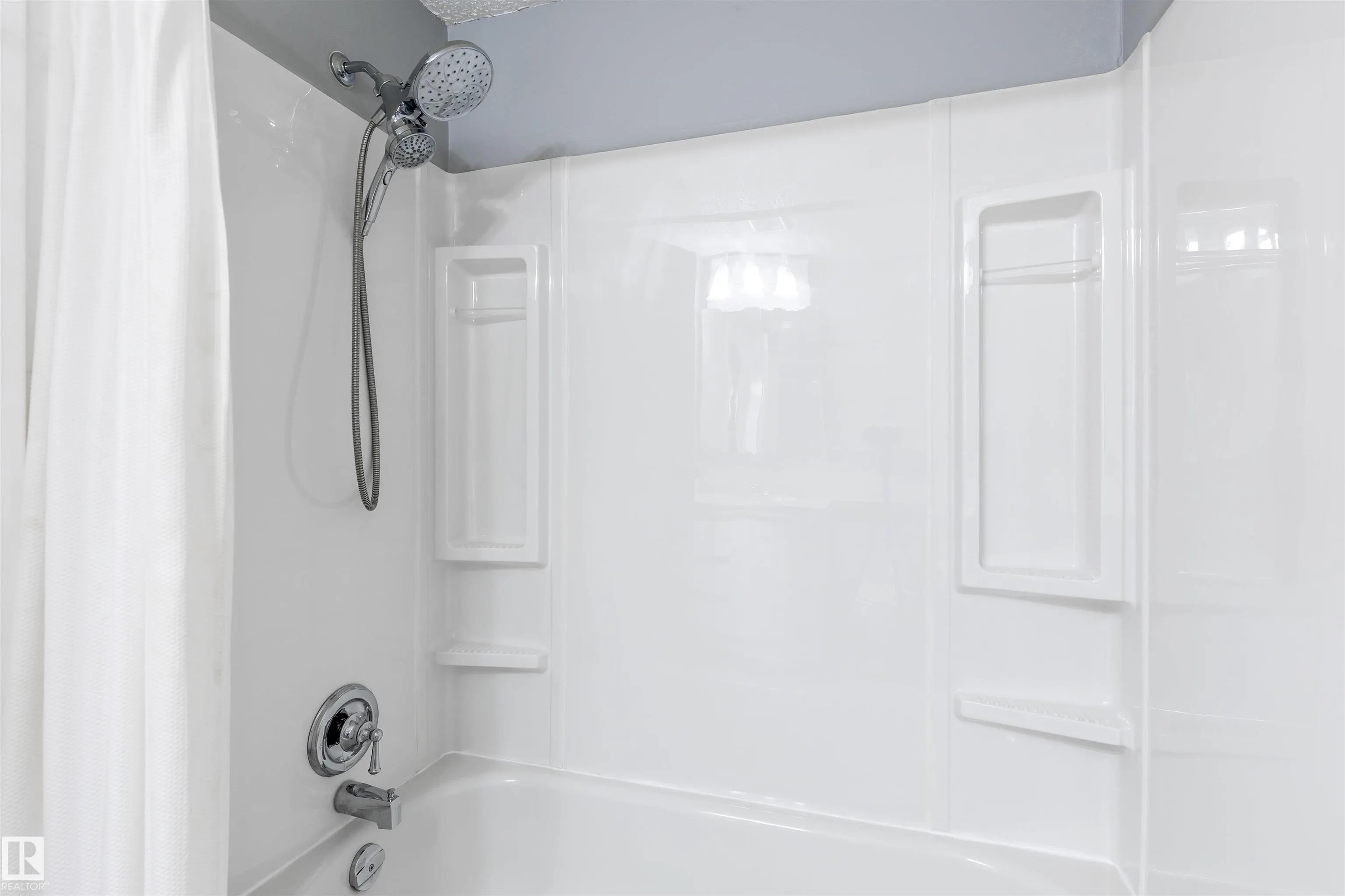 175 RIDGEWOOD