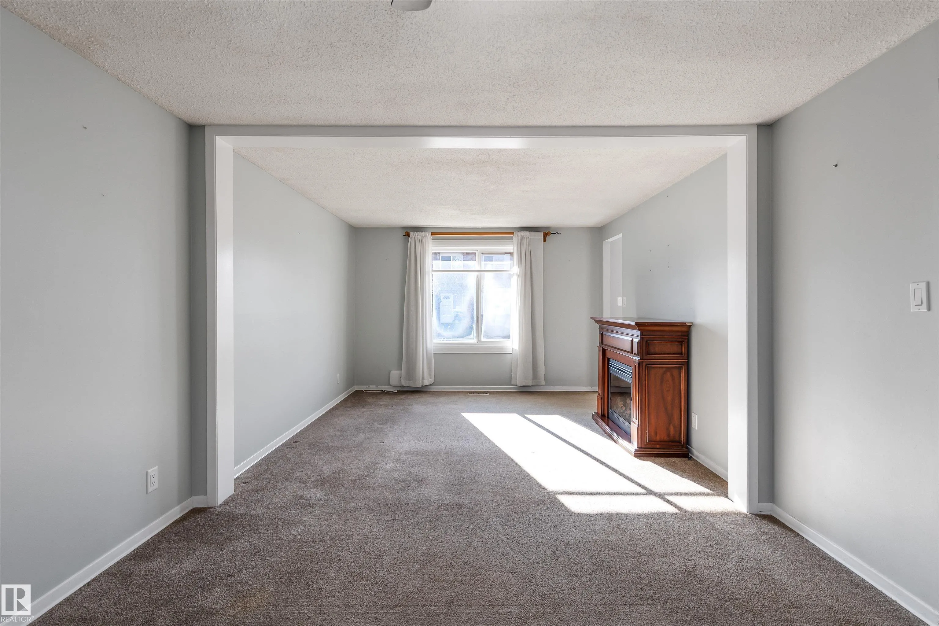 175 RIDGEWOOD