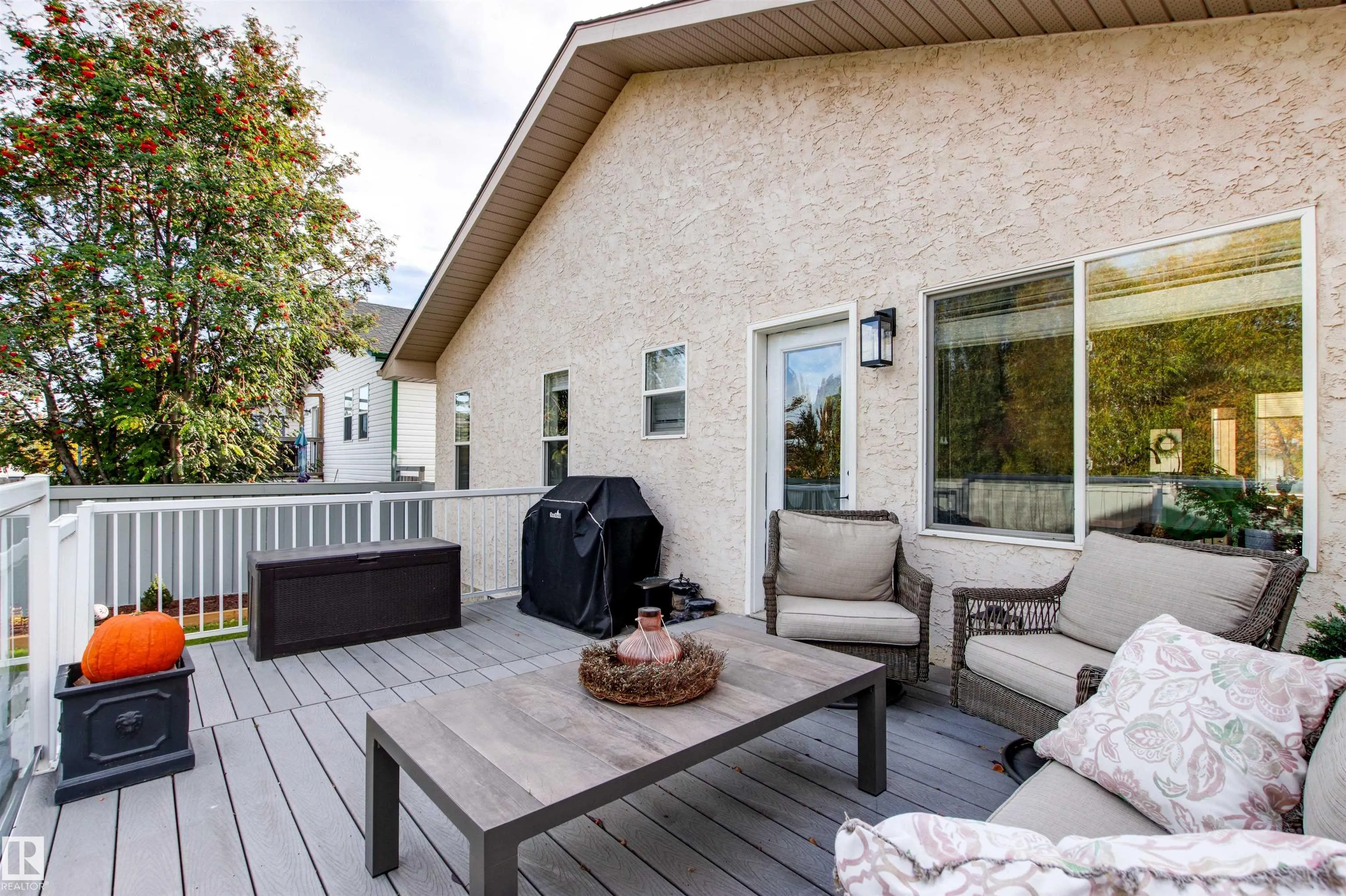 82 Oakridge Drive
