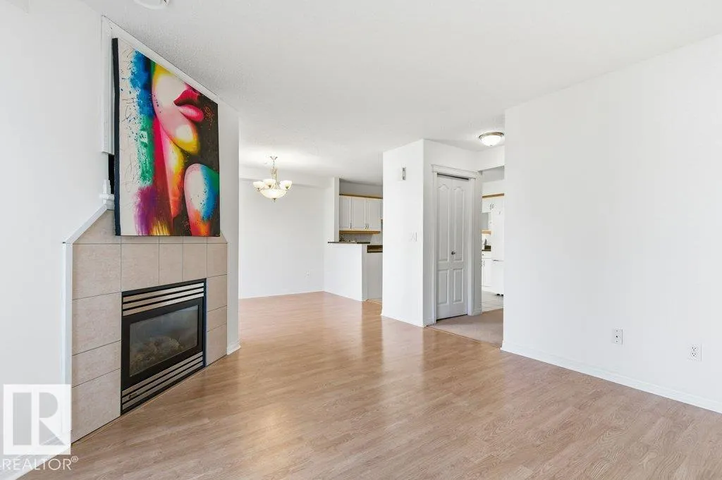 2505 42 Street