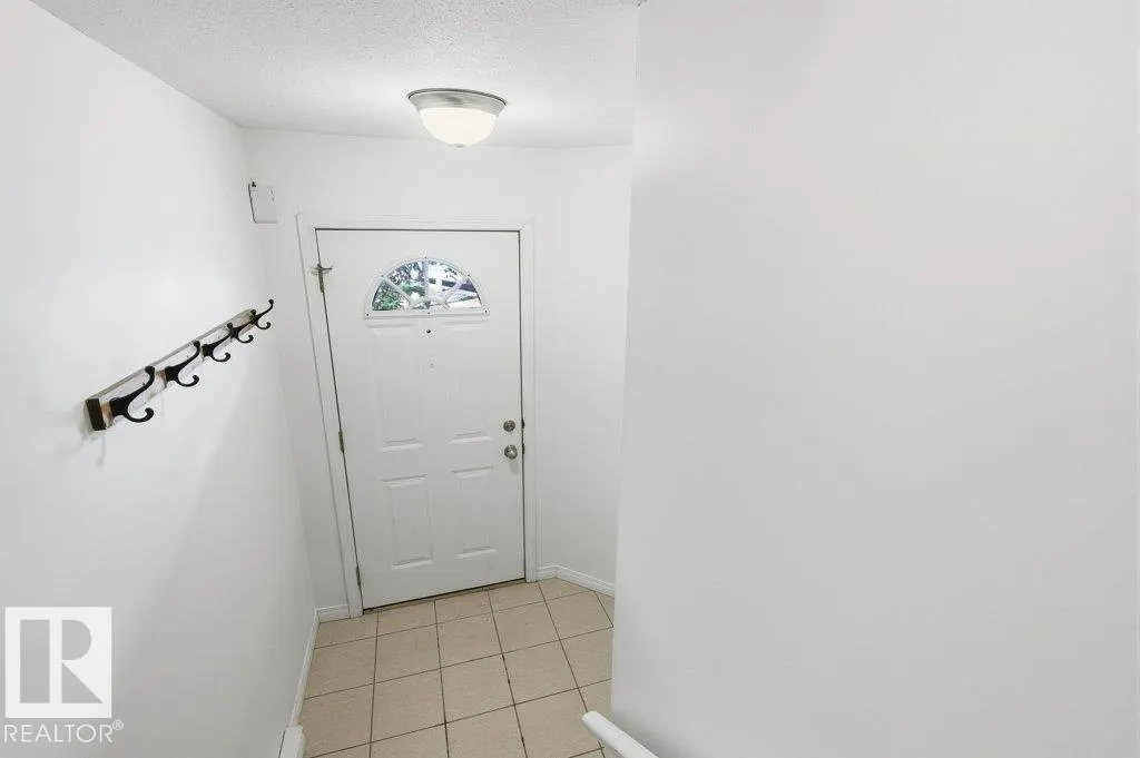 2505 42 Street