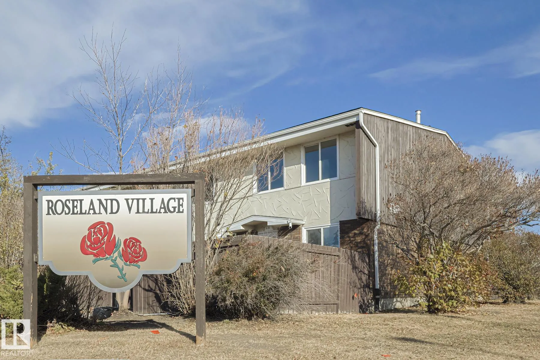 231 ROSELAND Village