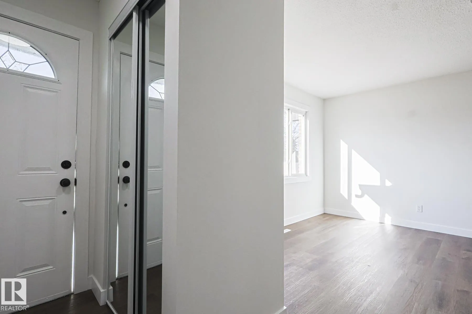 231 ROSELAND Village