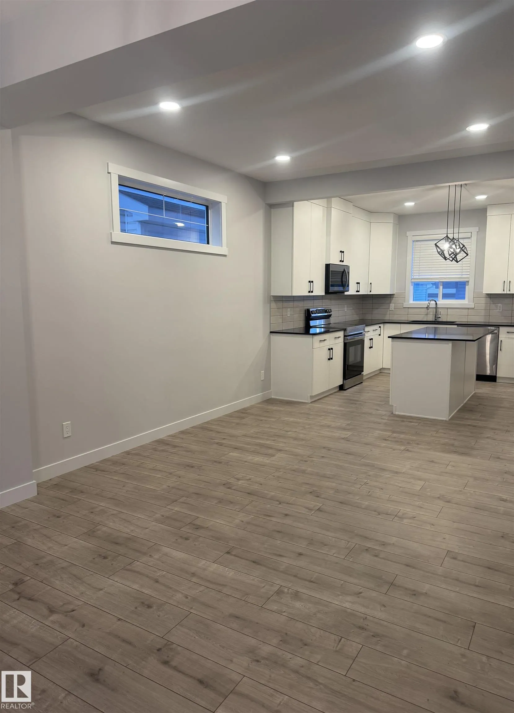 5316 Godson Point(e)