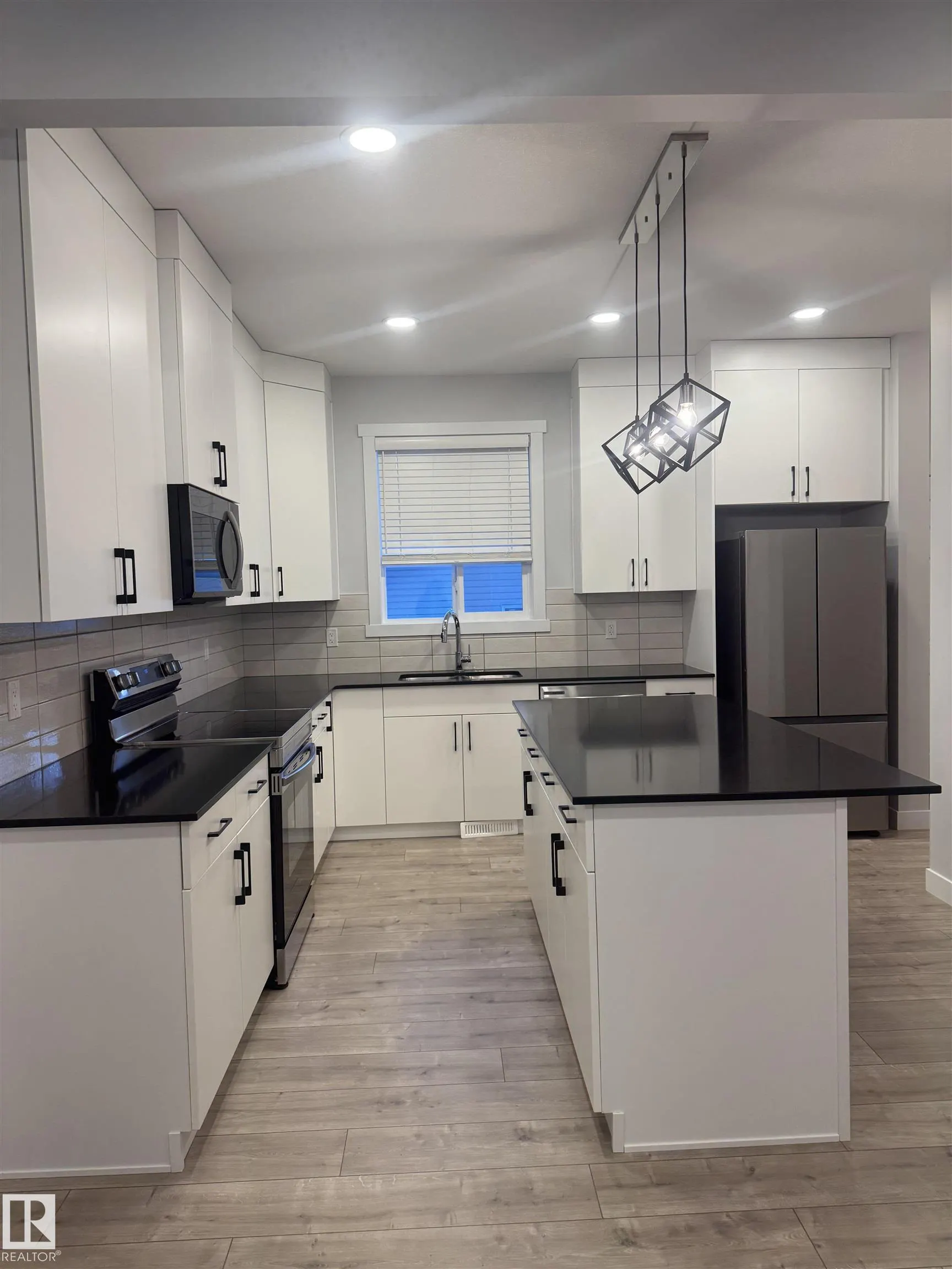 5316 Godson Point(e)