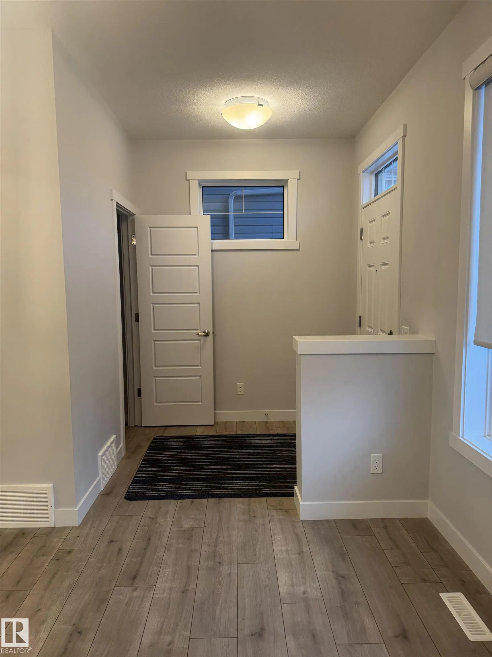 5316 Godson Point(e)