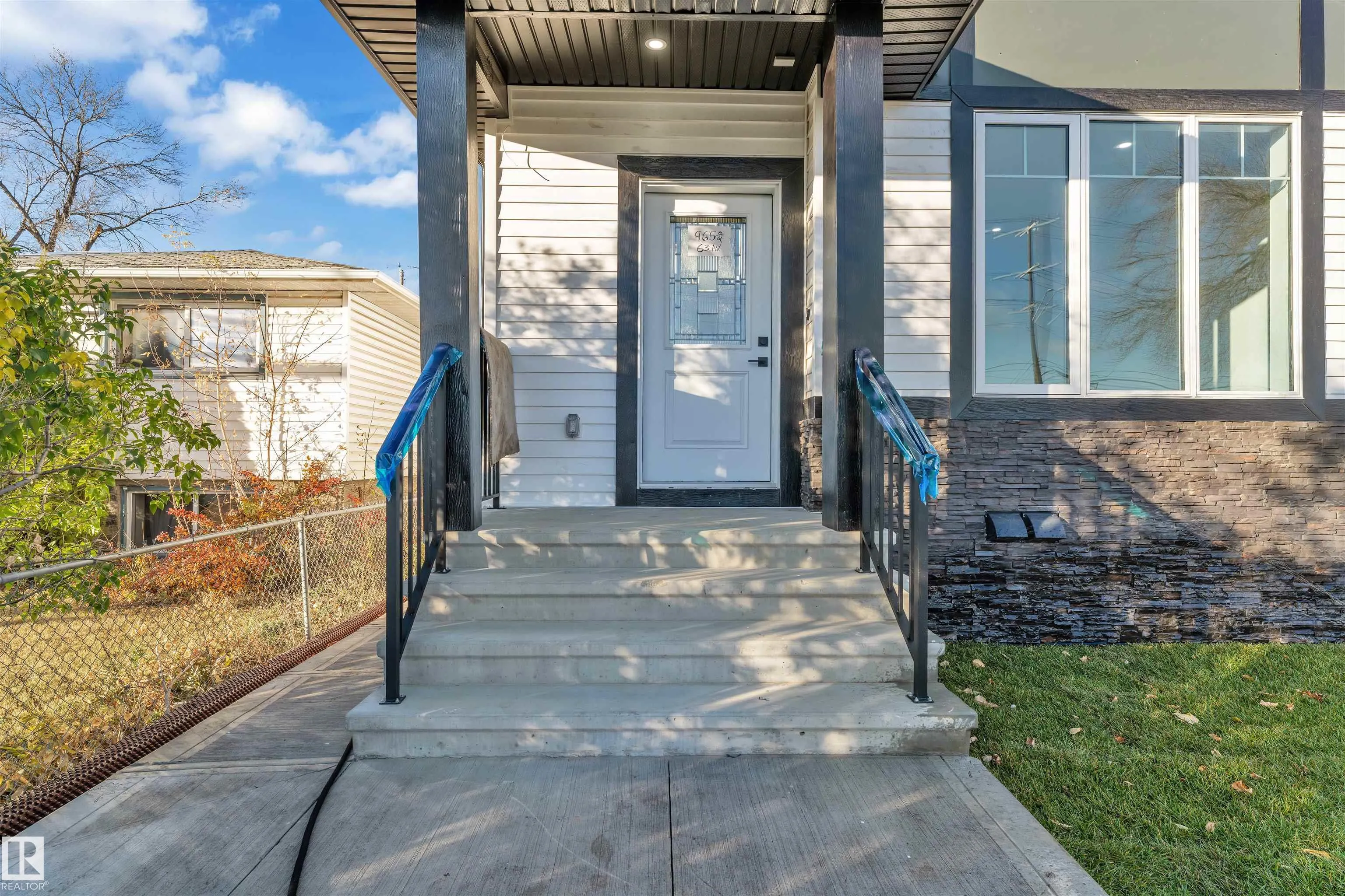 9650 63 AVE