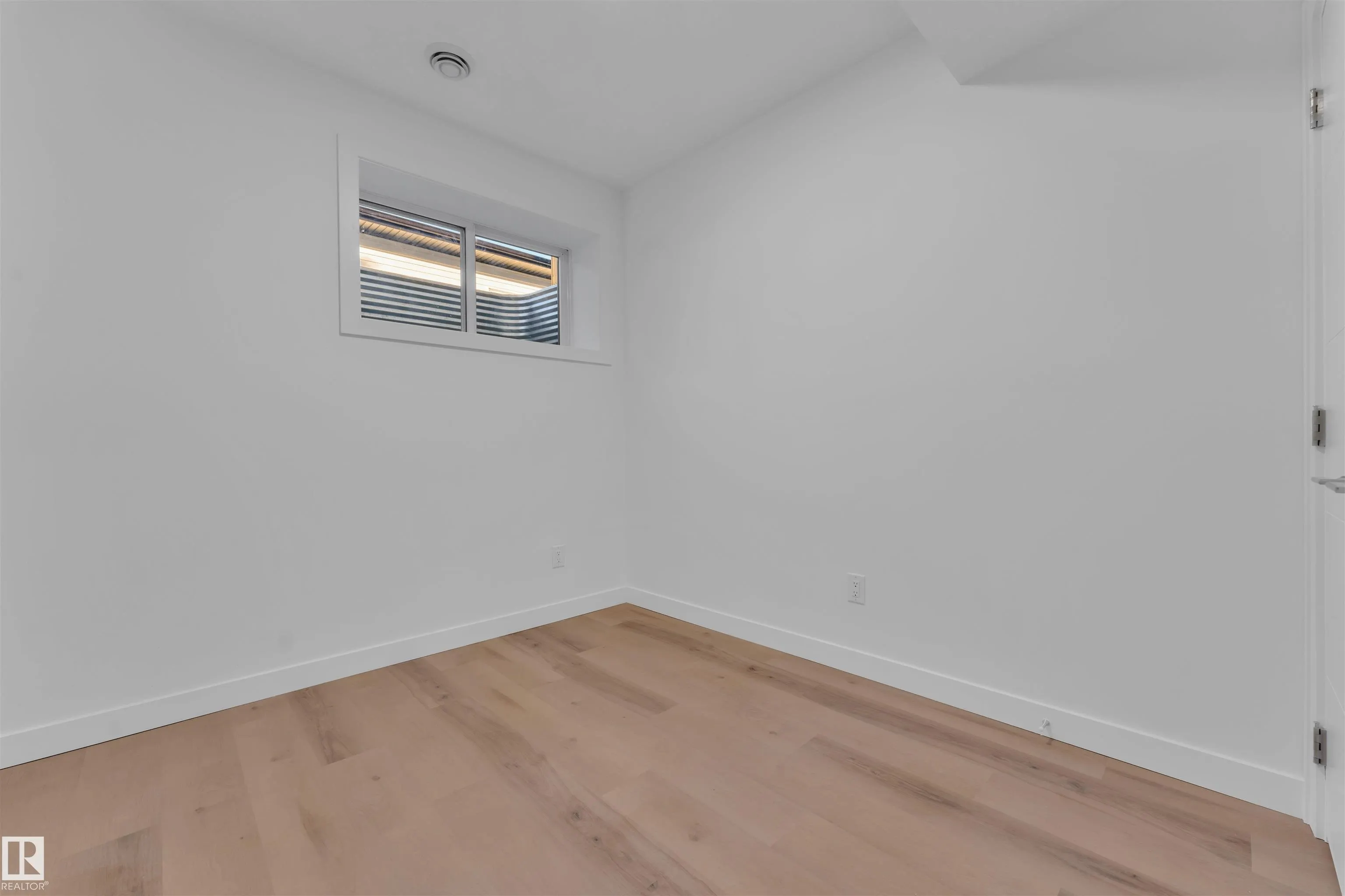 9650 63 AVE