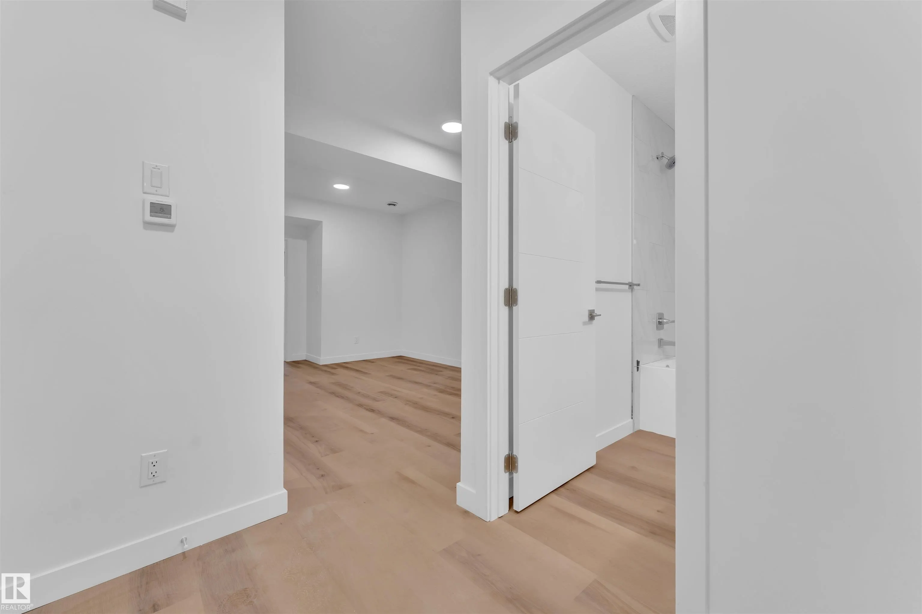 9650 63 AVE