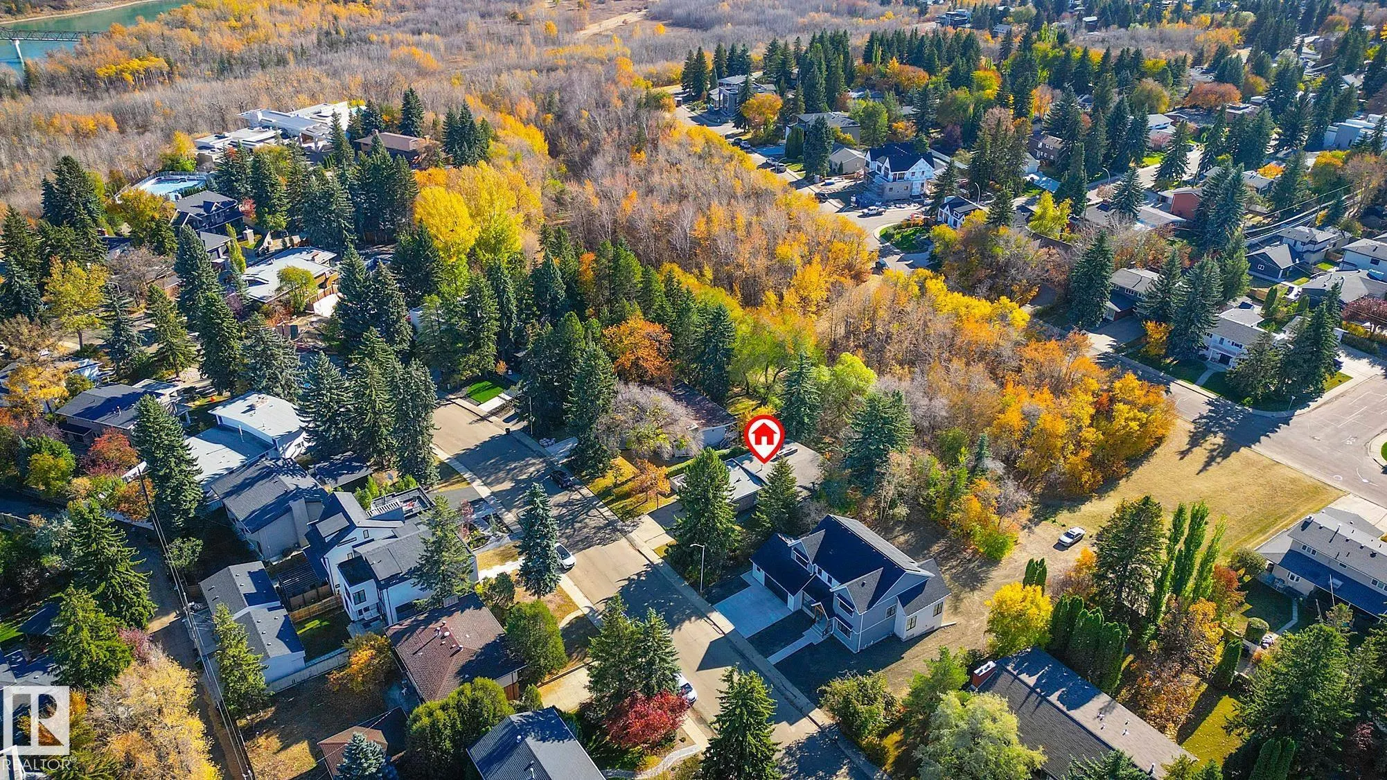 13 VALLEYVIEW Crescent
