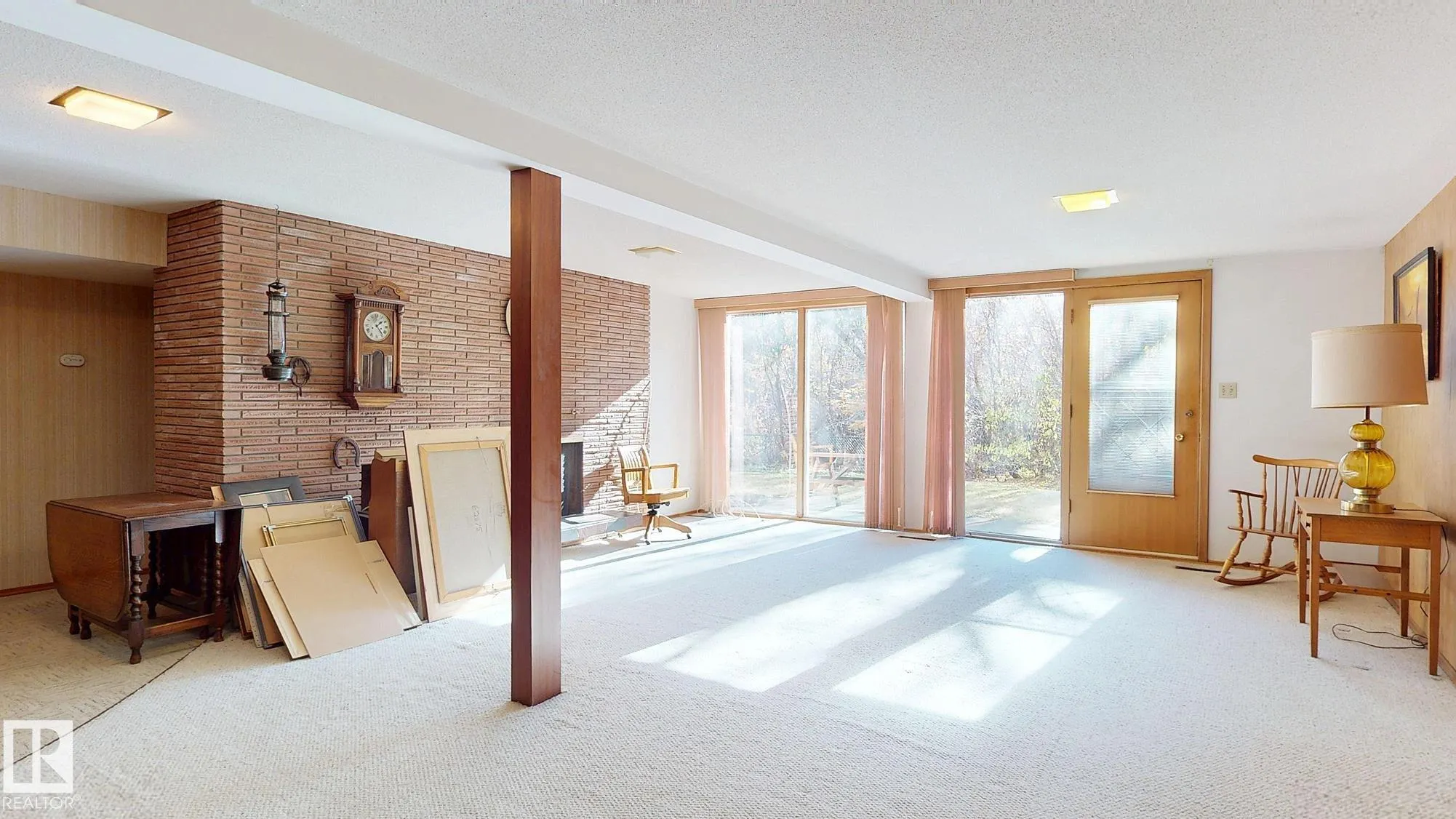 13 VALLEYVIEW Crescent