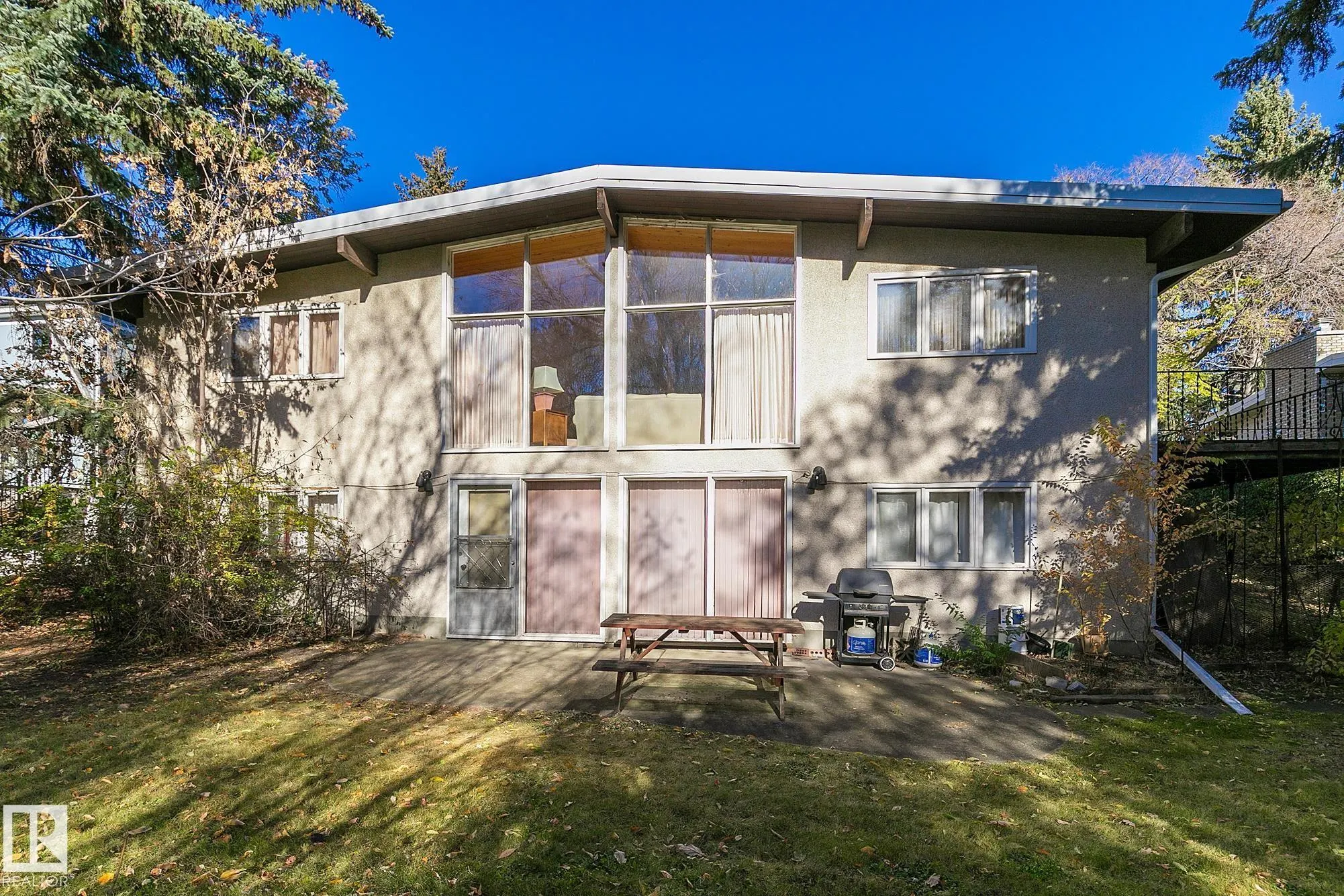 13 VALLEYVIEW Crescent