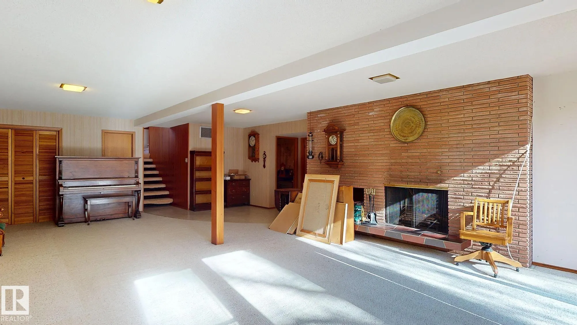 13 VALLEYVIEW Crescent