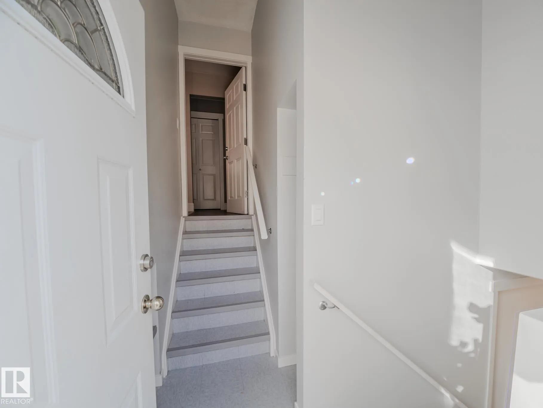 11 Falcon Crescent