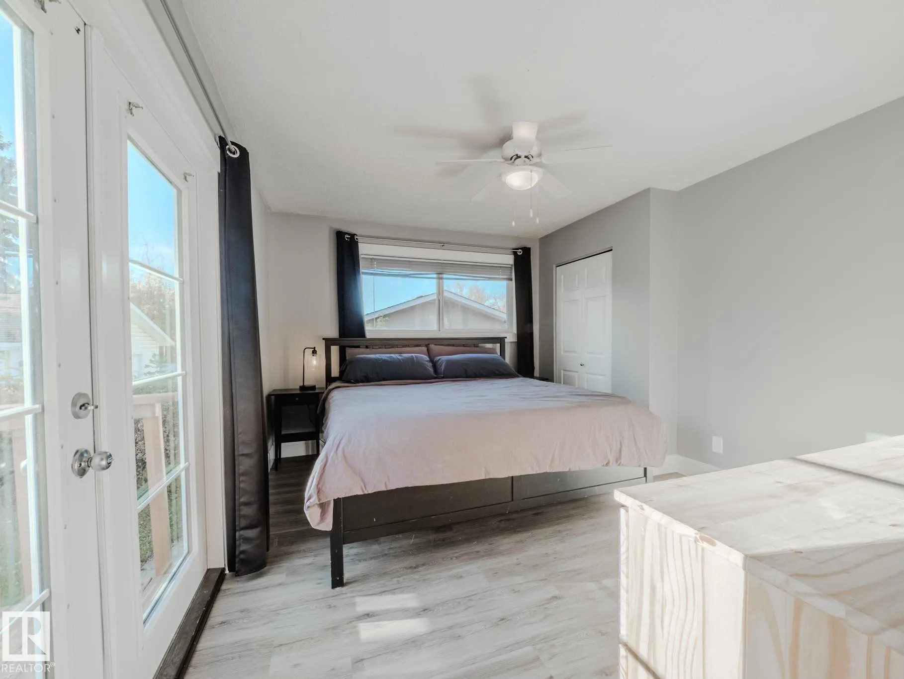 11 Falcon Crescent