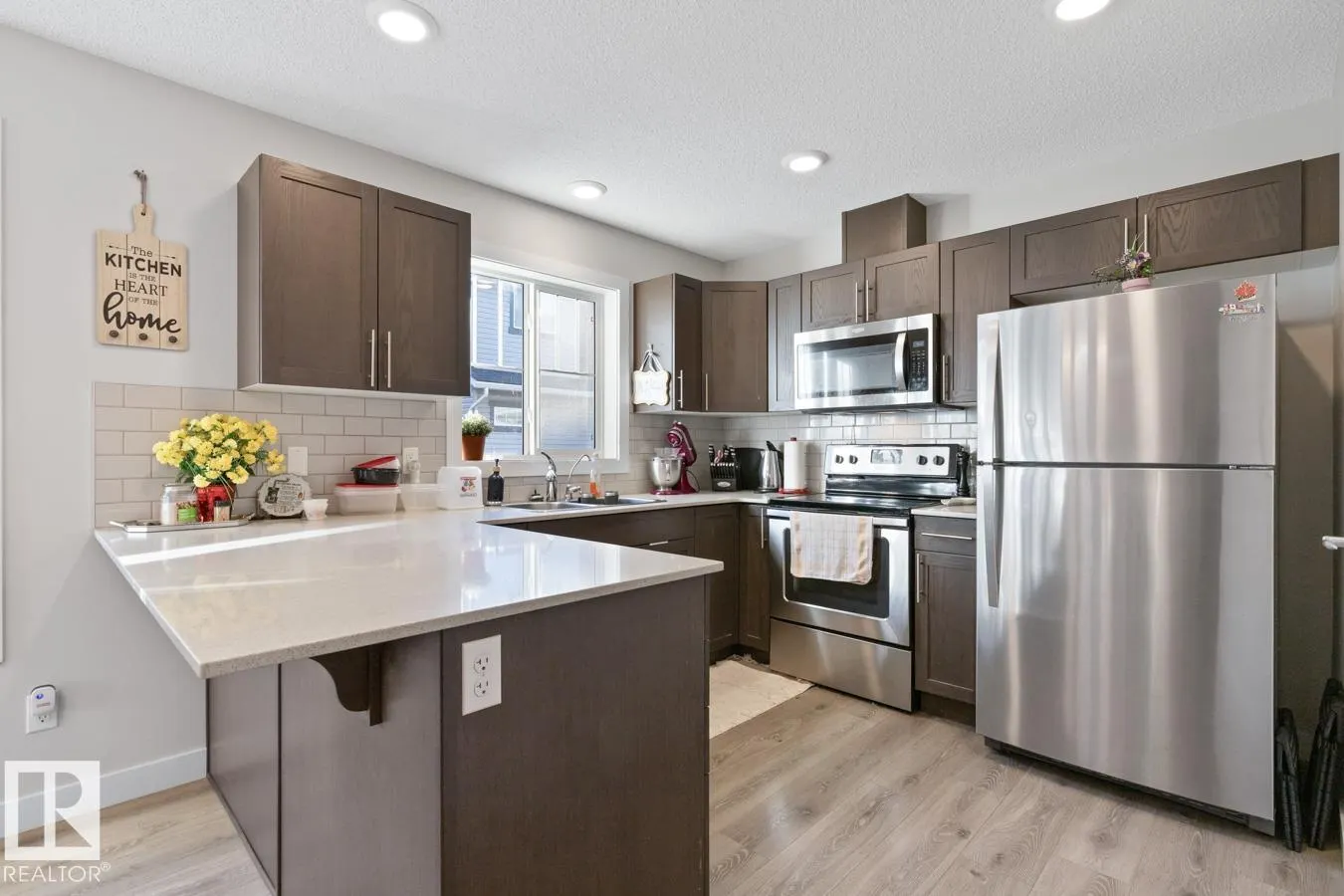 165 CY BECKER Boulevard