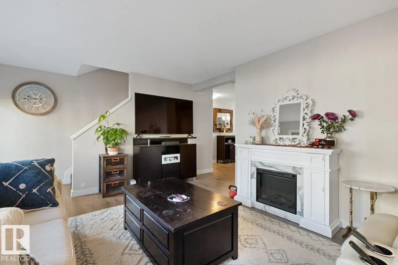 165 CY BECKER Boulevard