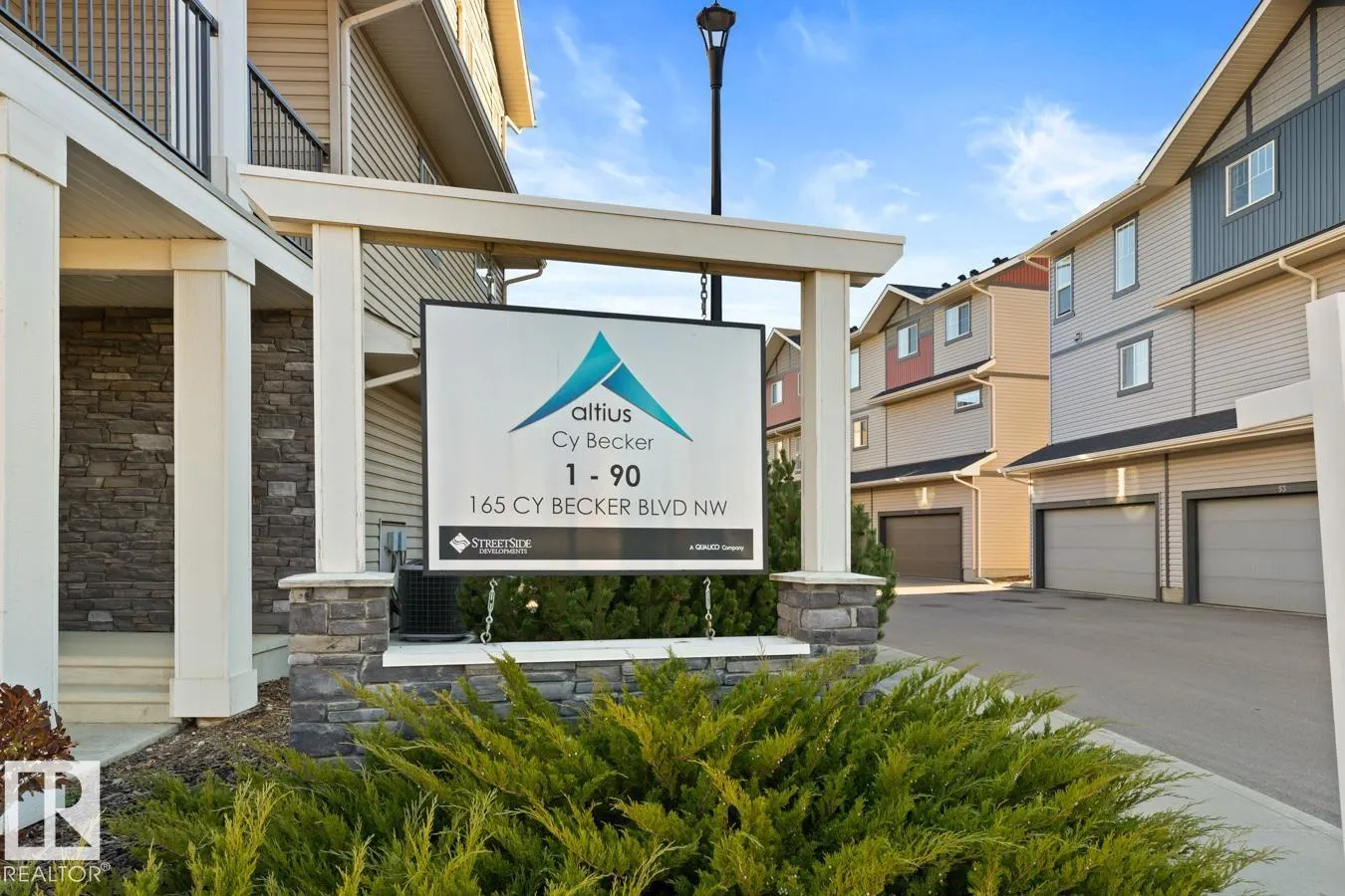 165 CY BECKER Boulevard