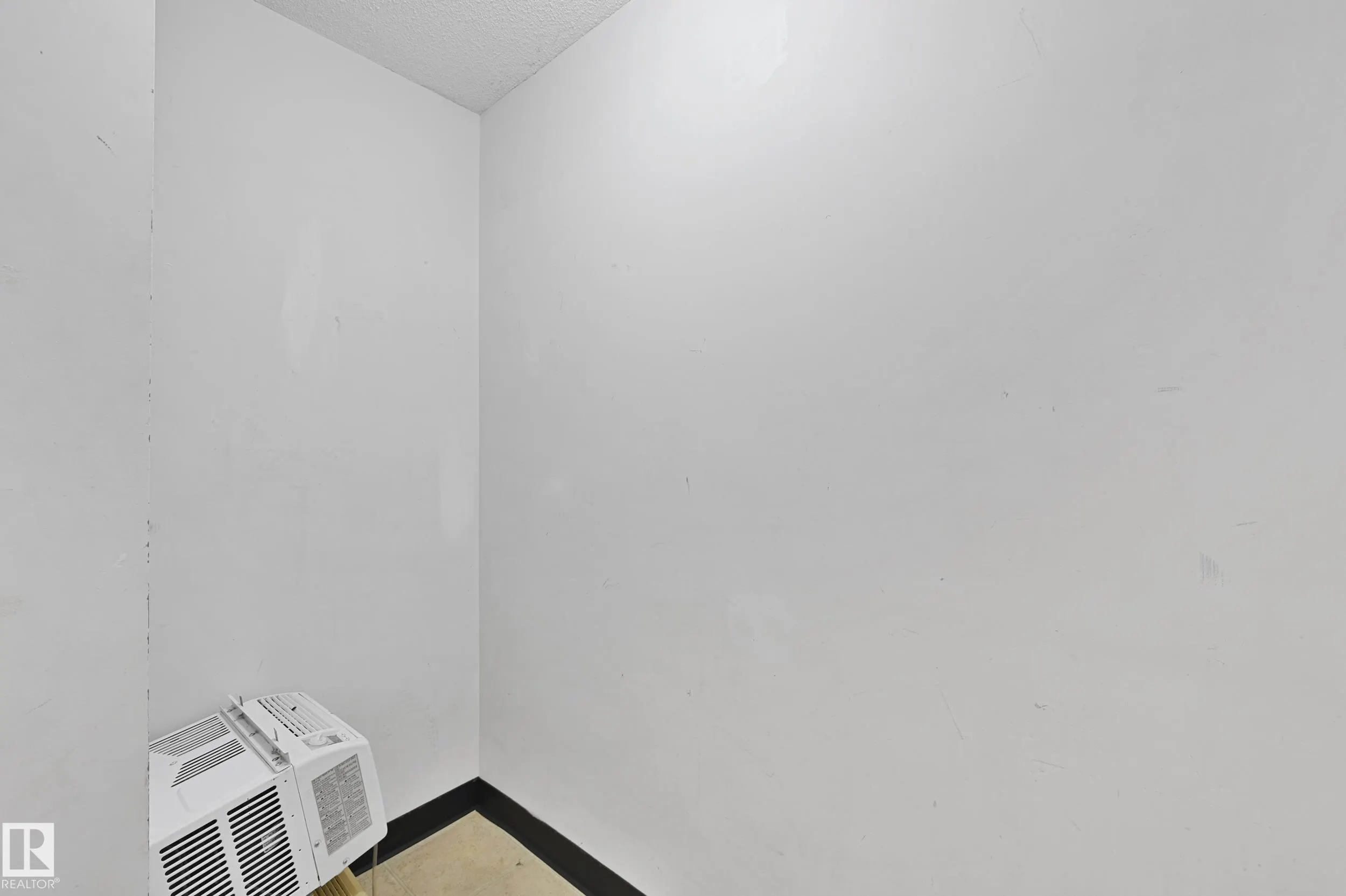 10160 114 Street