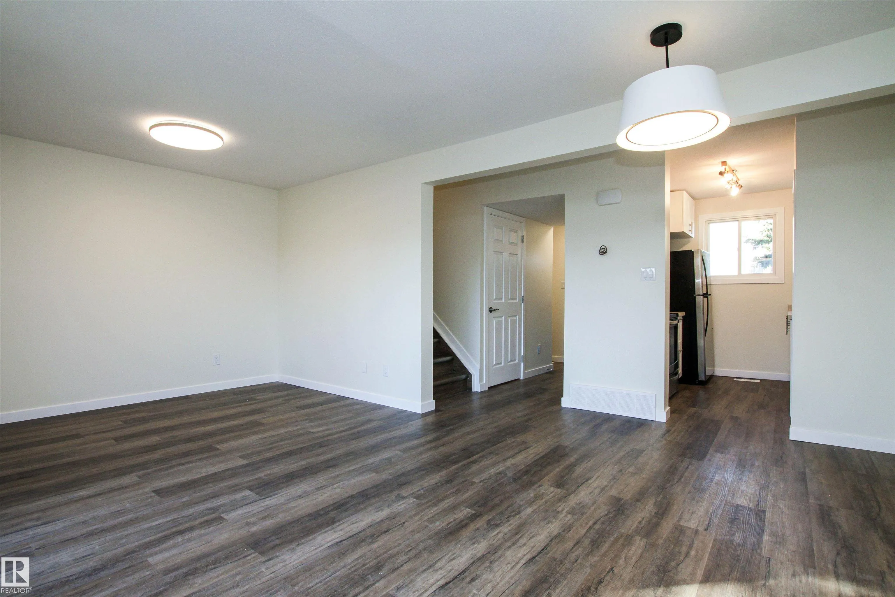 6420 180 Street