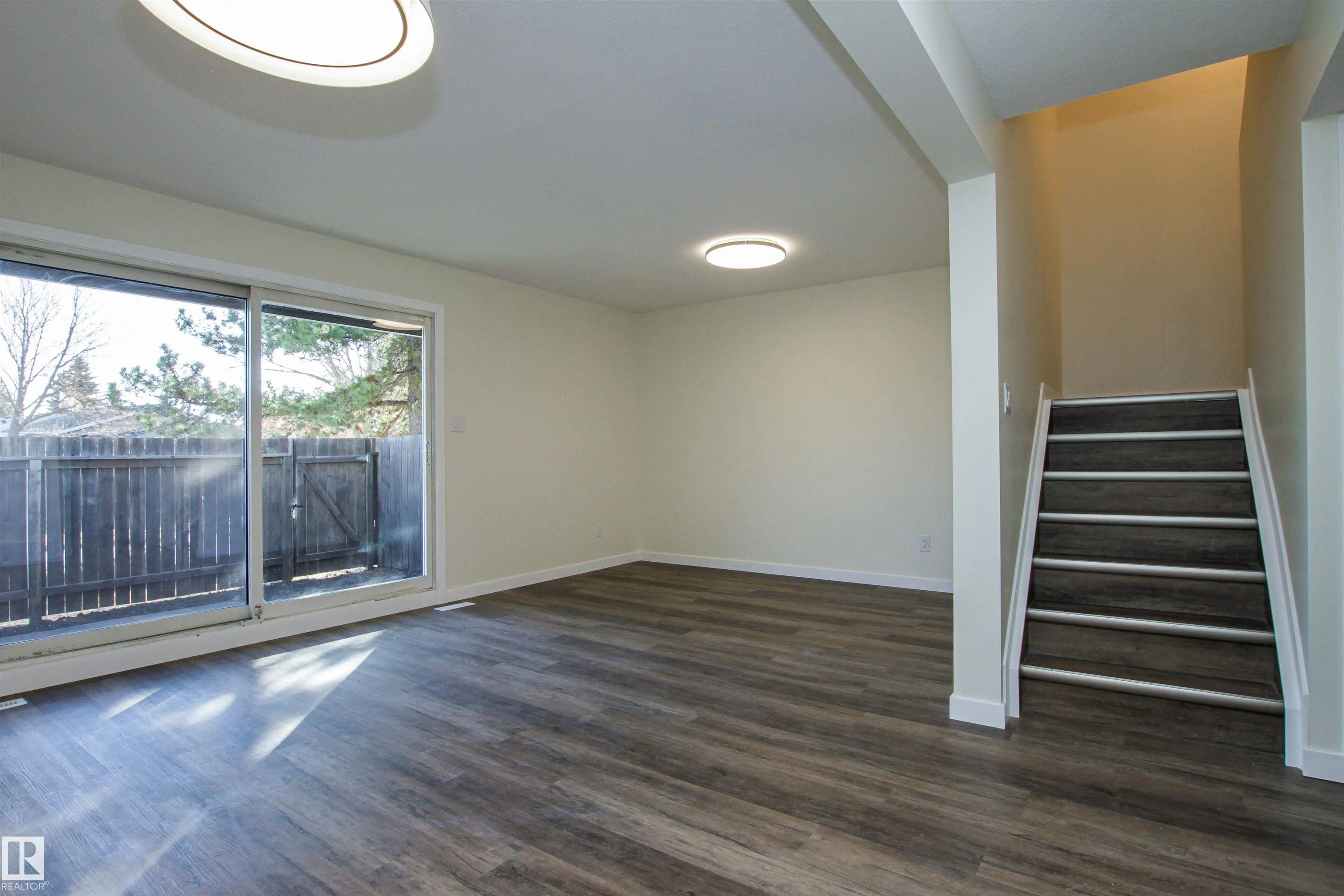6420 180 Street
