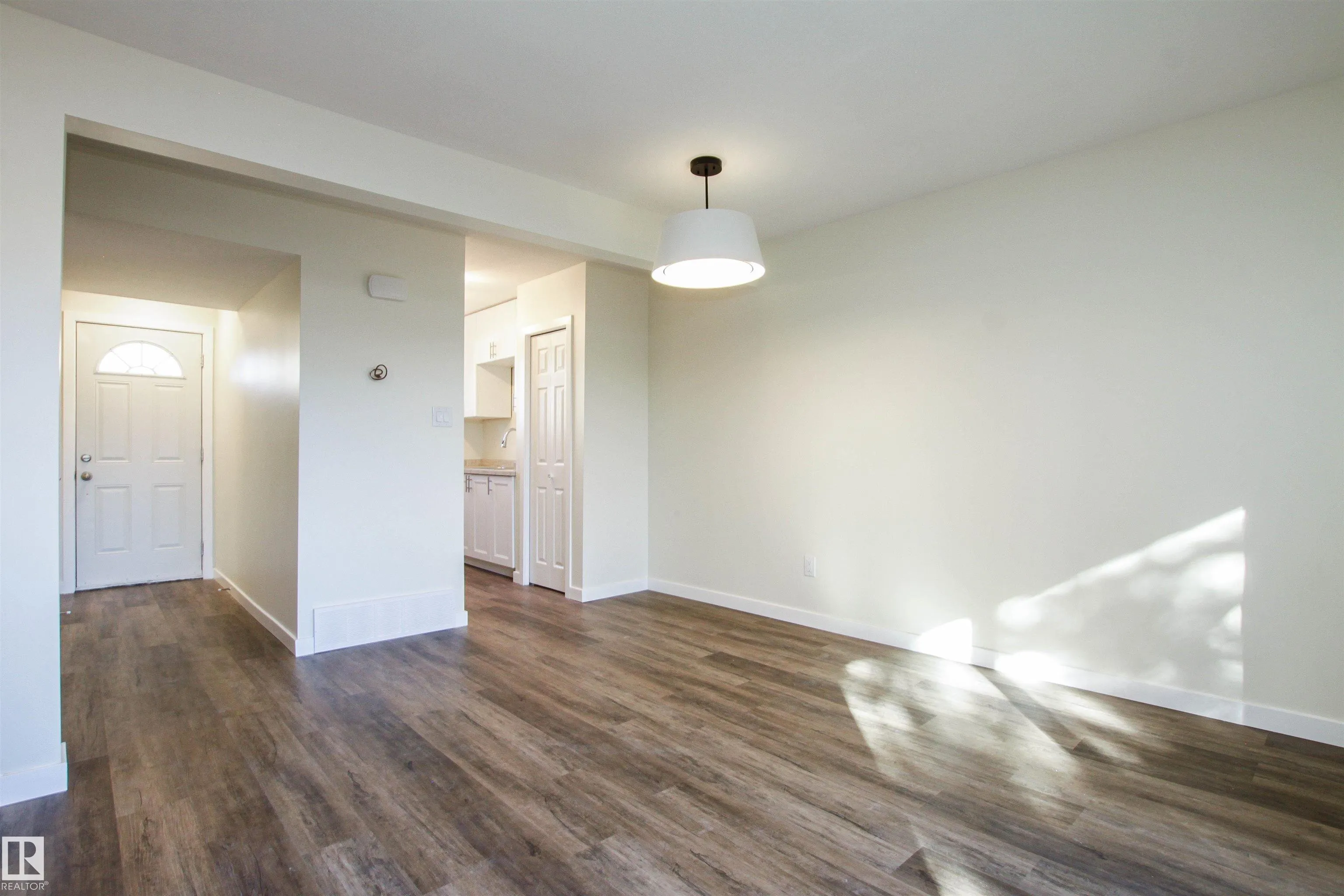 6420 180 Street