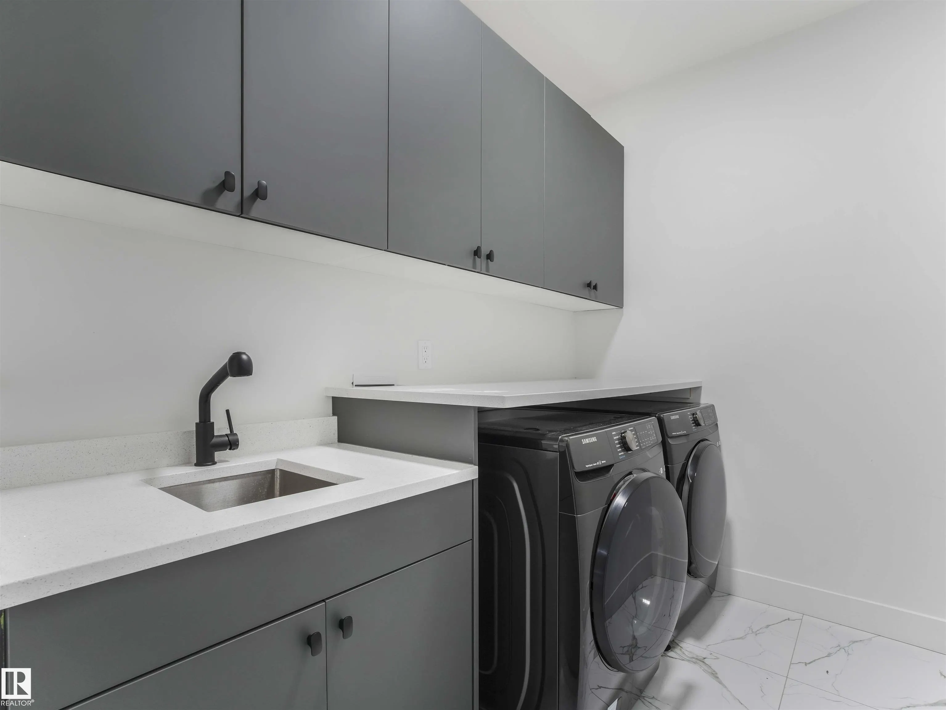 1305 ADAMSON Drive