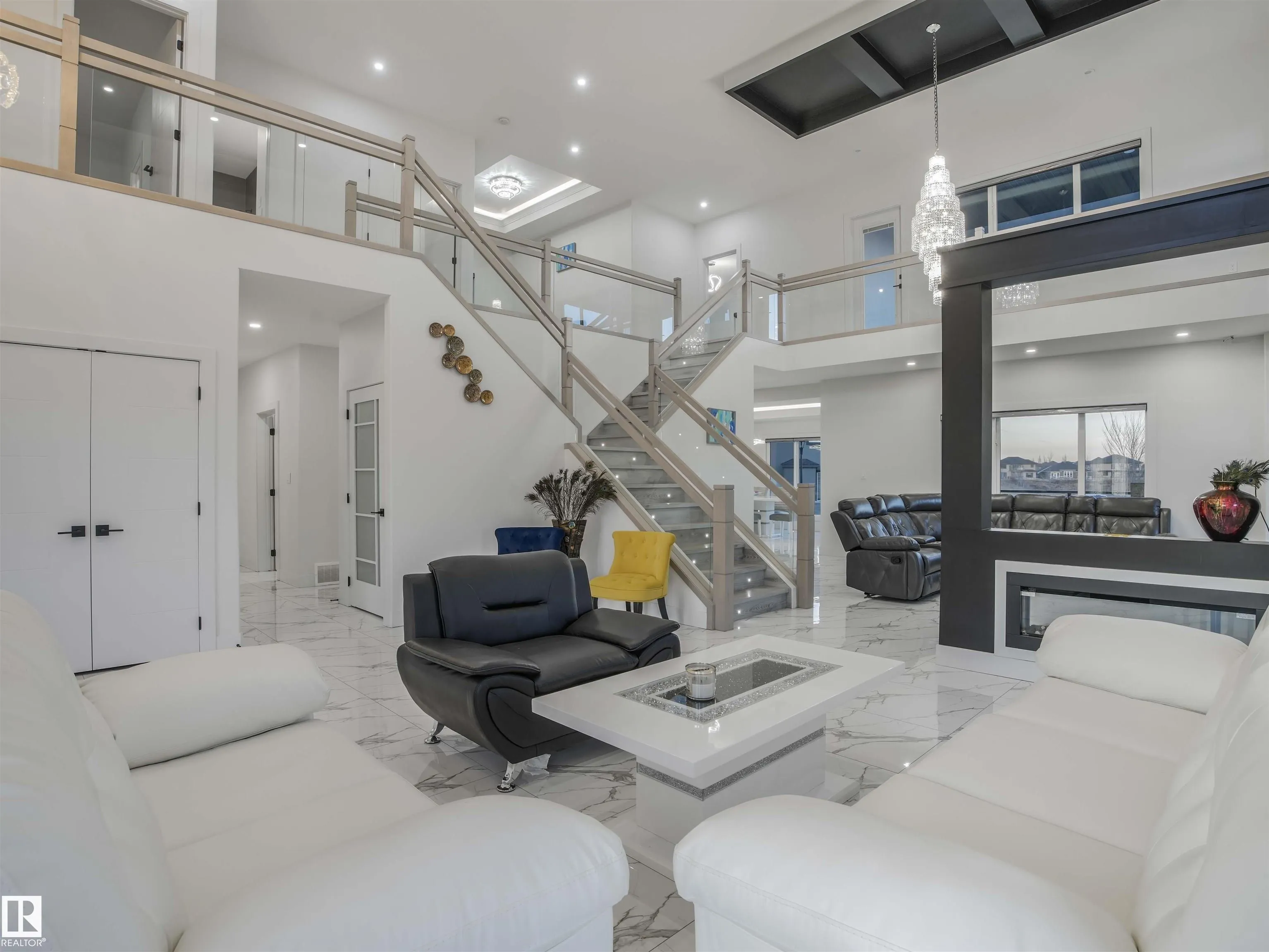 1305 ADAMSON Drive