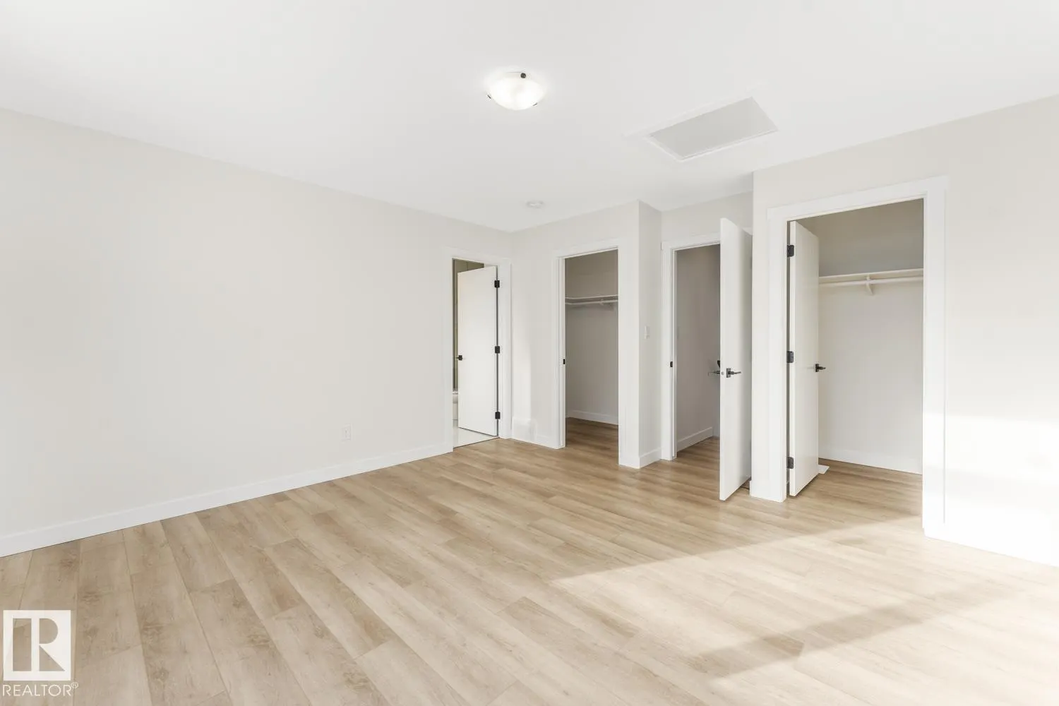 327 Fundy Way