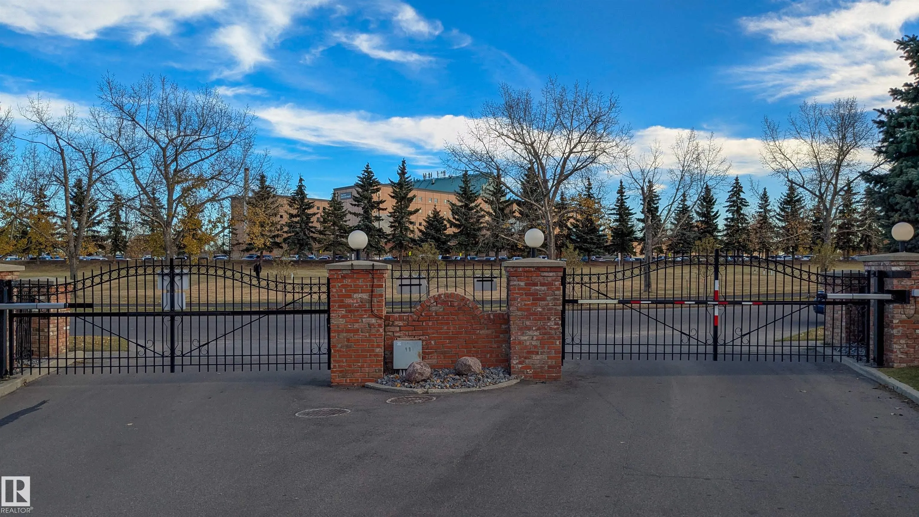 959 YOUVILLE Drive