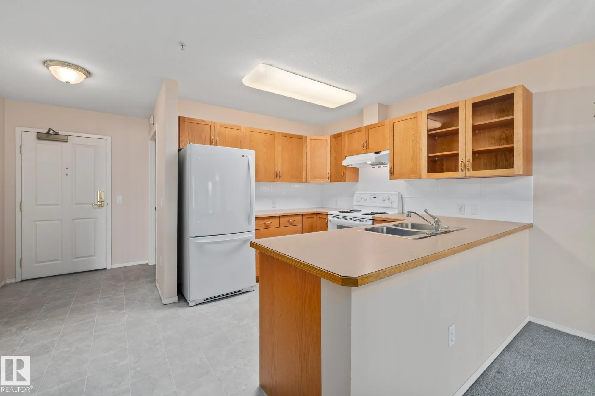78 MCKENNEY Avenue