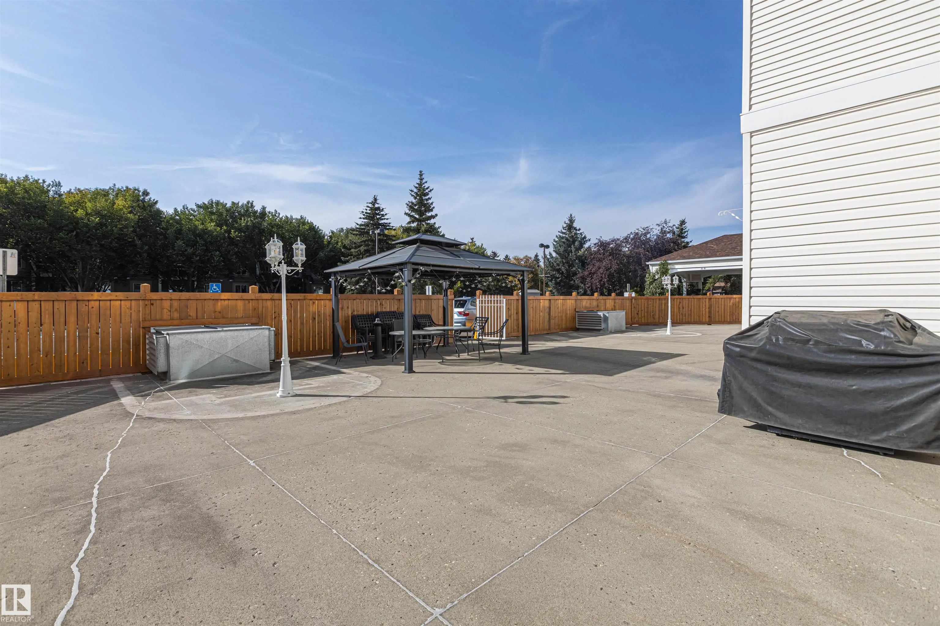 78 MCKENNEY Avenue
