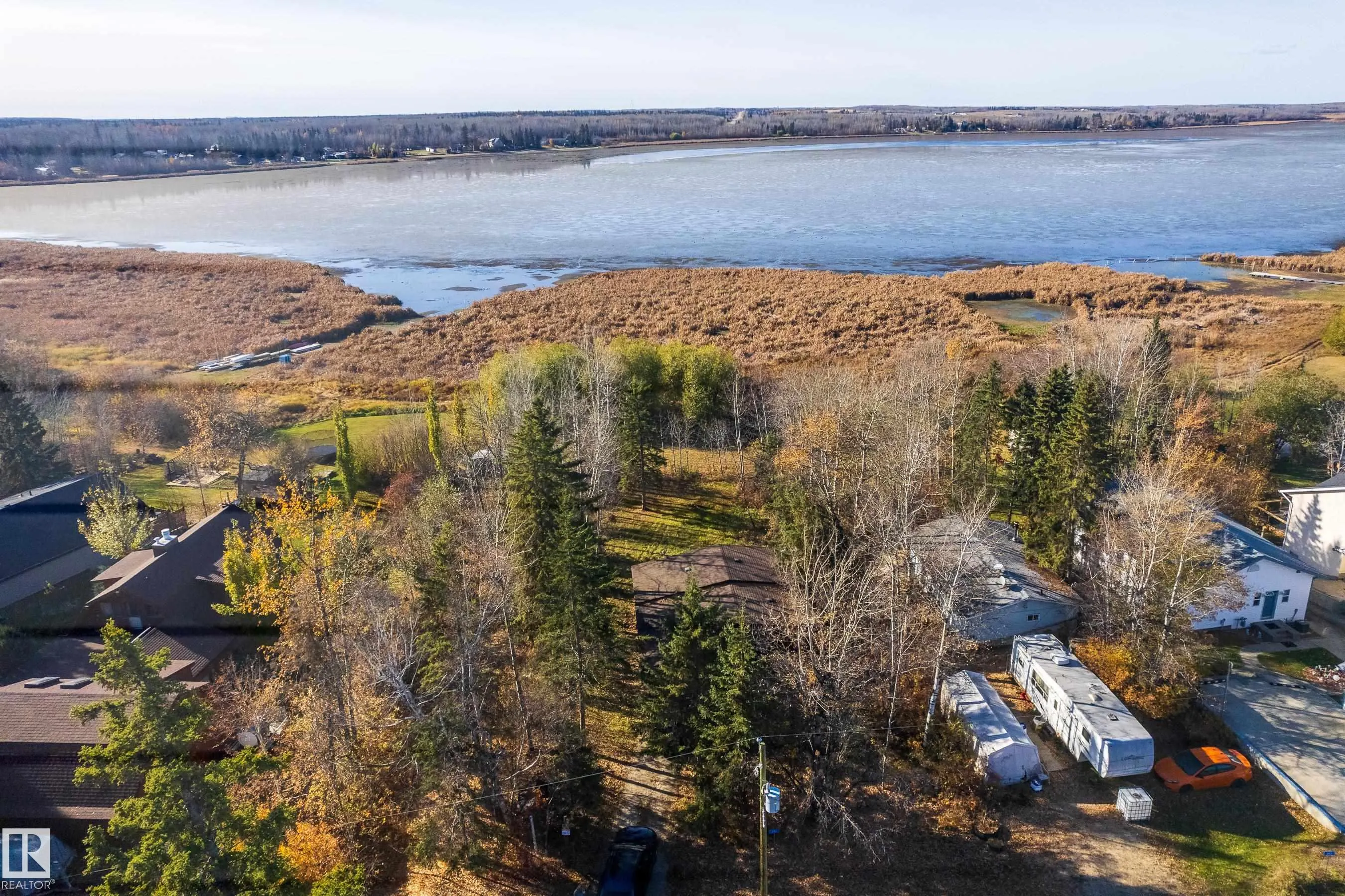 161 Lakeshore Drive