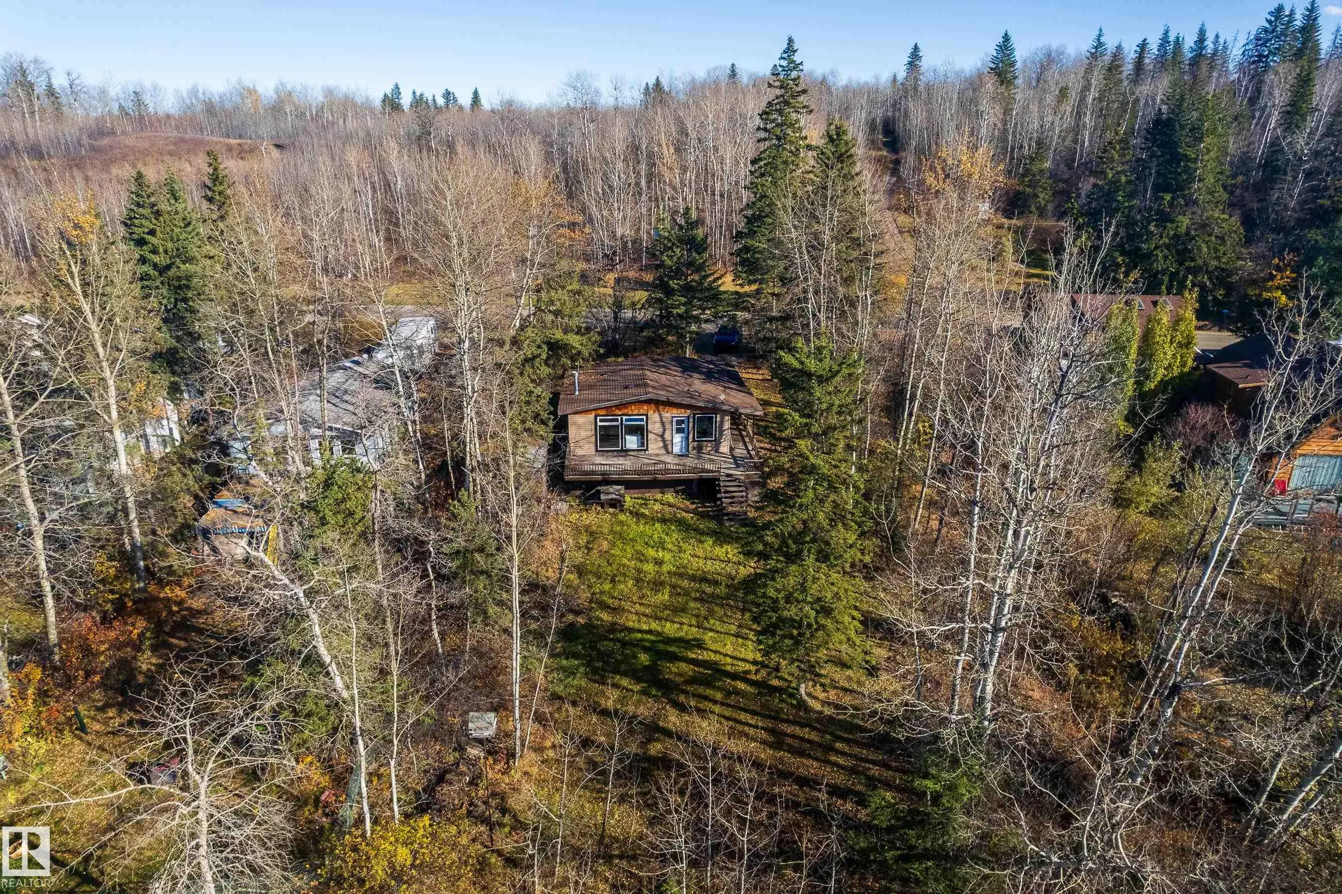 161 Lakeshore Drive