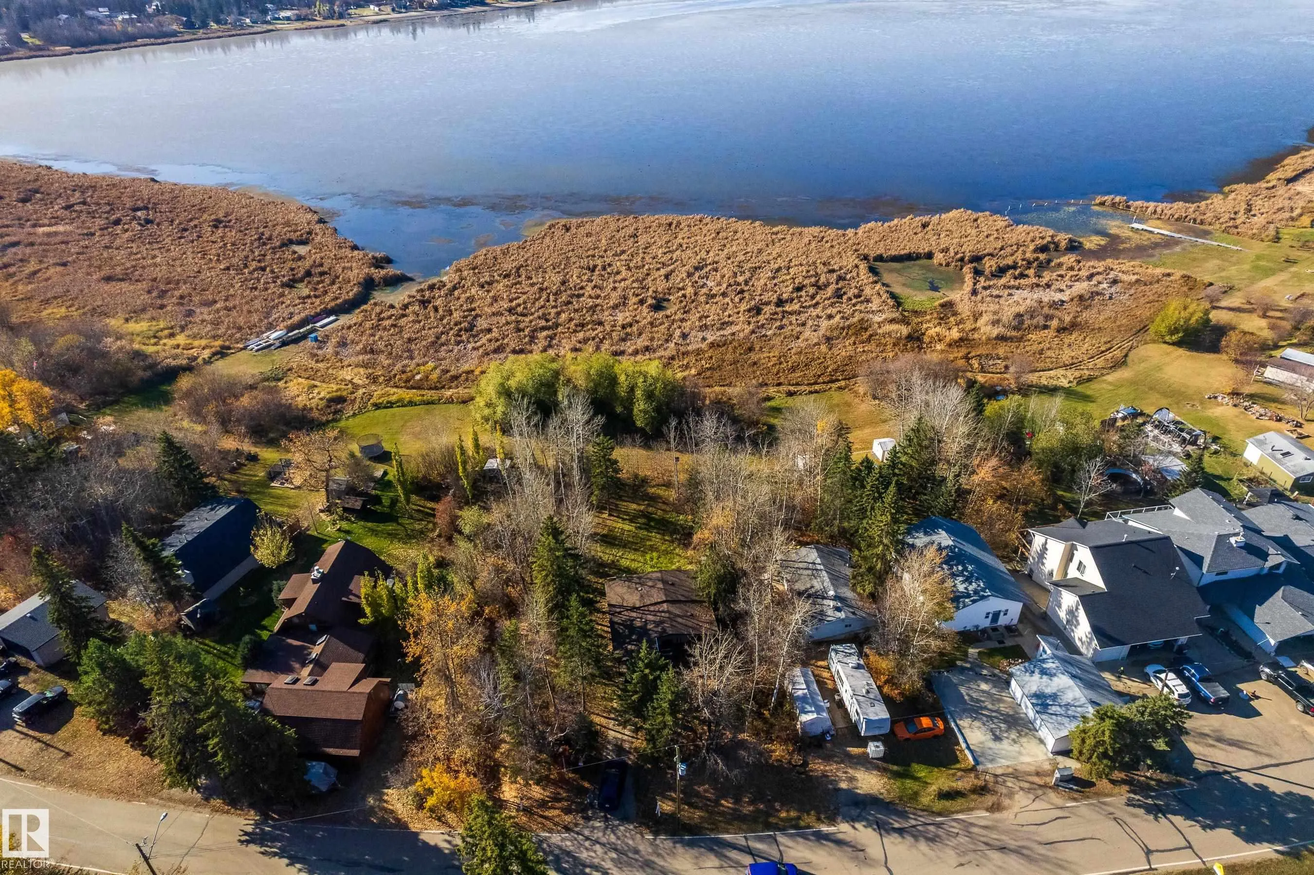 161 Lakeshore Drive