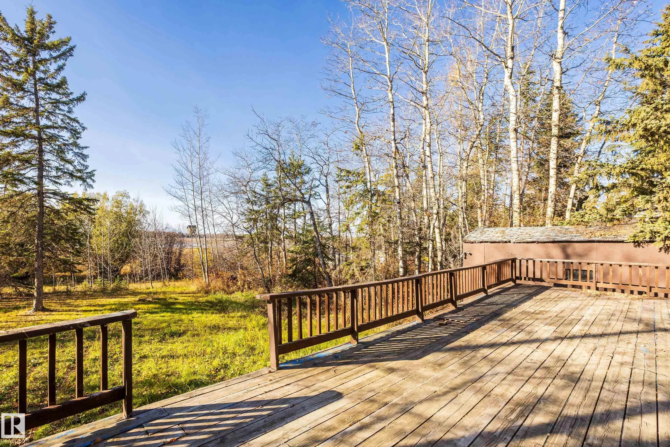 161 Lakeshore Drive