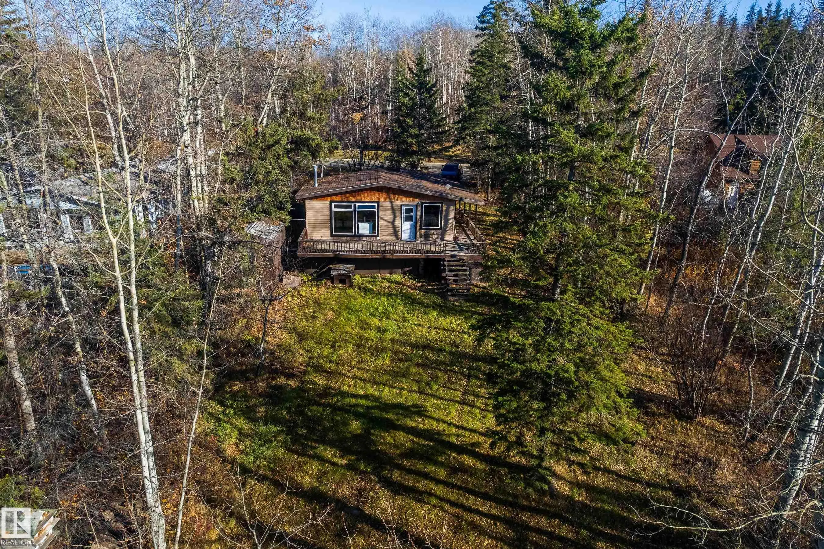 161 Lakeshore Drive