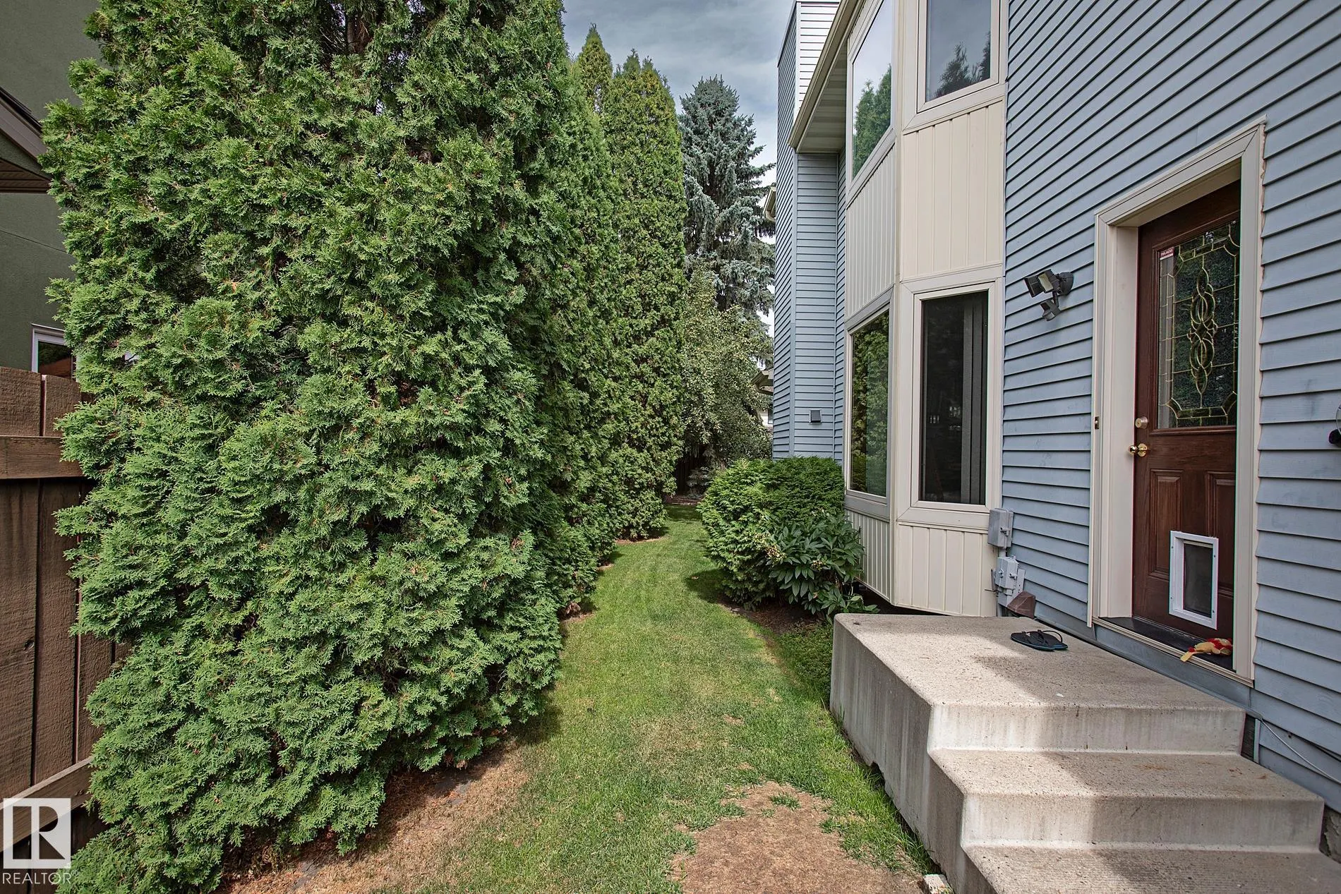 436 ROONEY Crescent