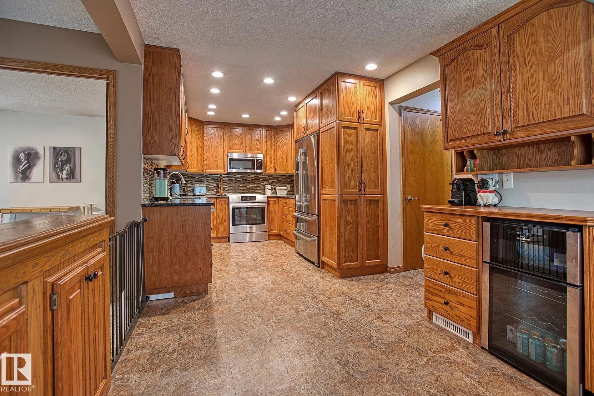 436 ROONEY Crescent