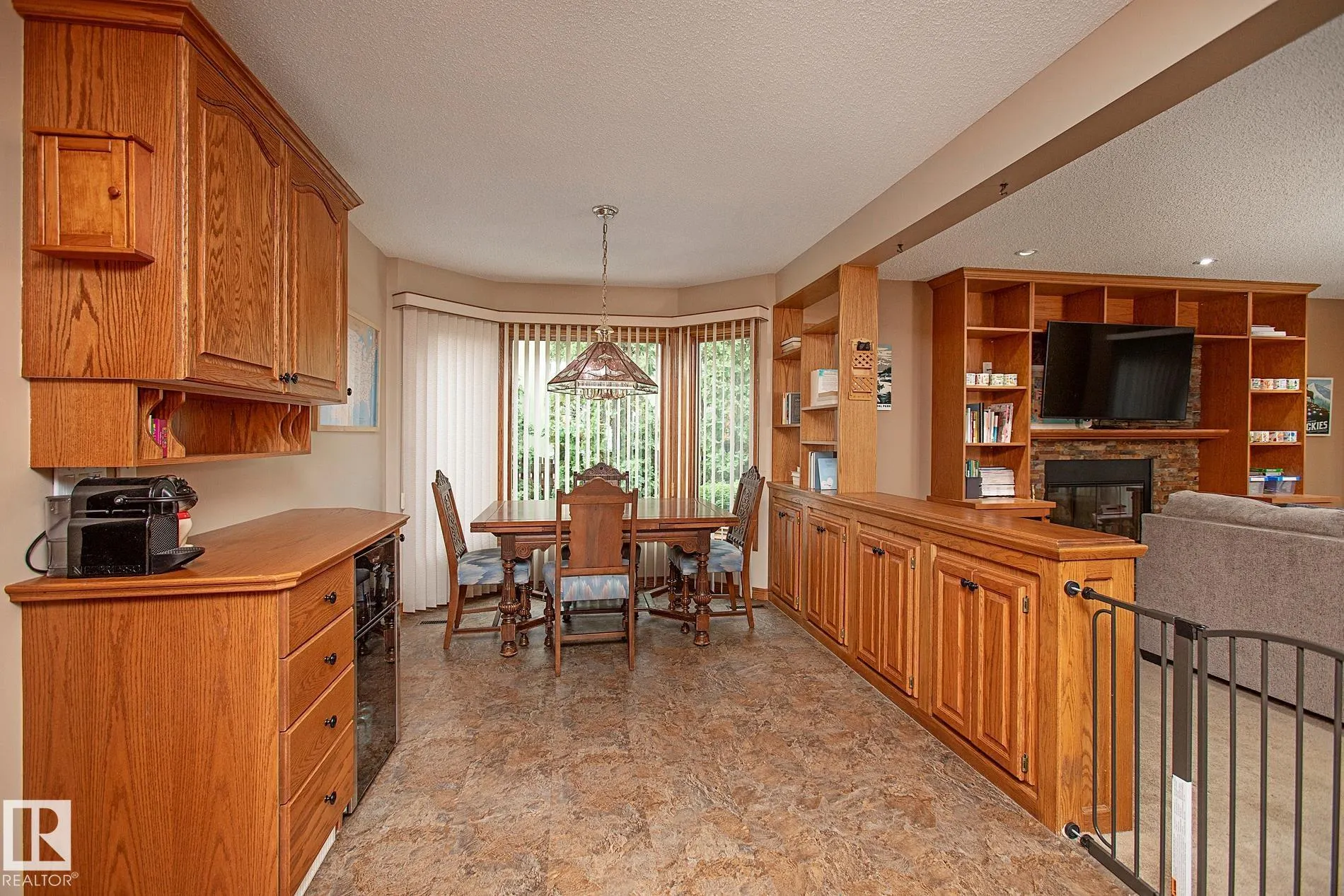 436 ROONEY Crescent