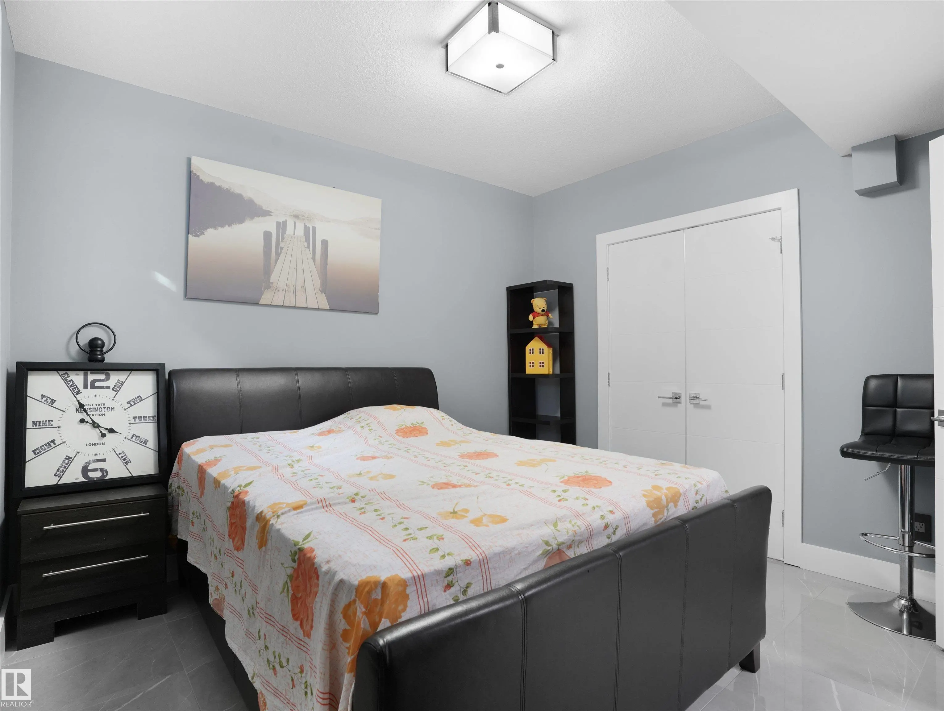 913 WOOD Place
