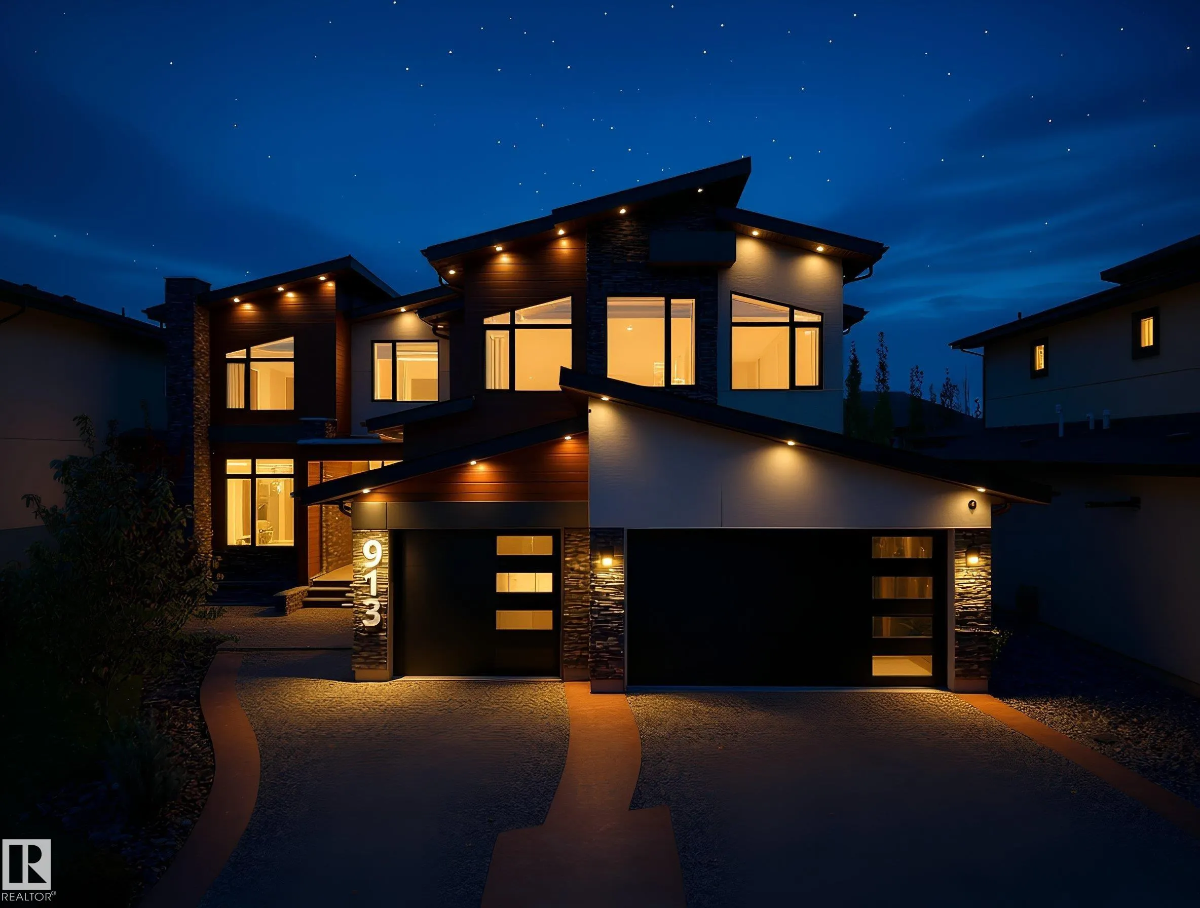 913 WOOD Place
