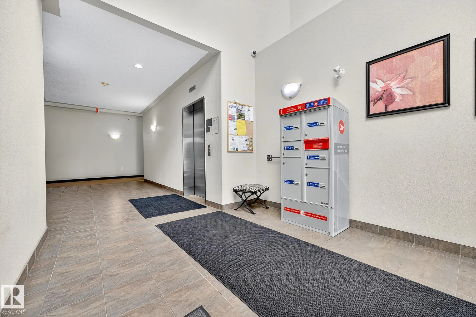 7323 SOUTH TERWILLEGAR Drive