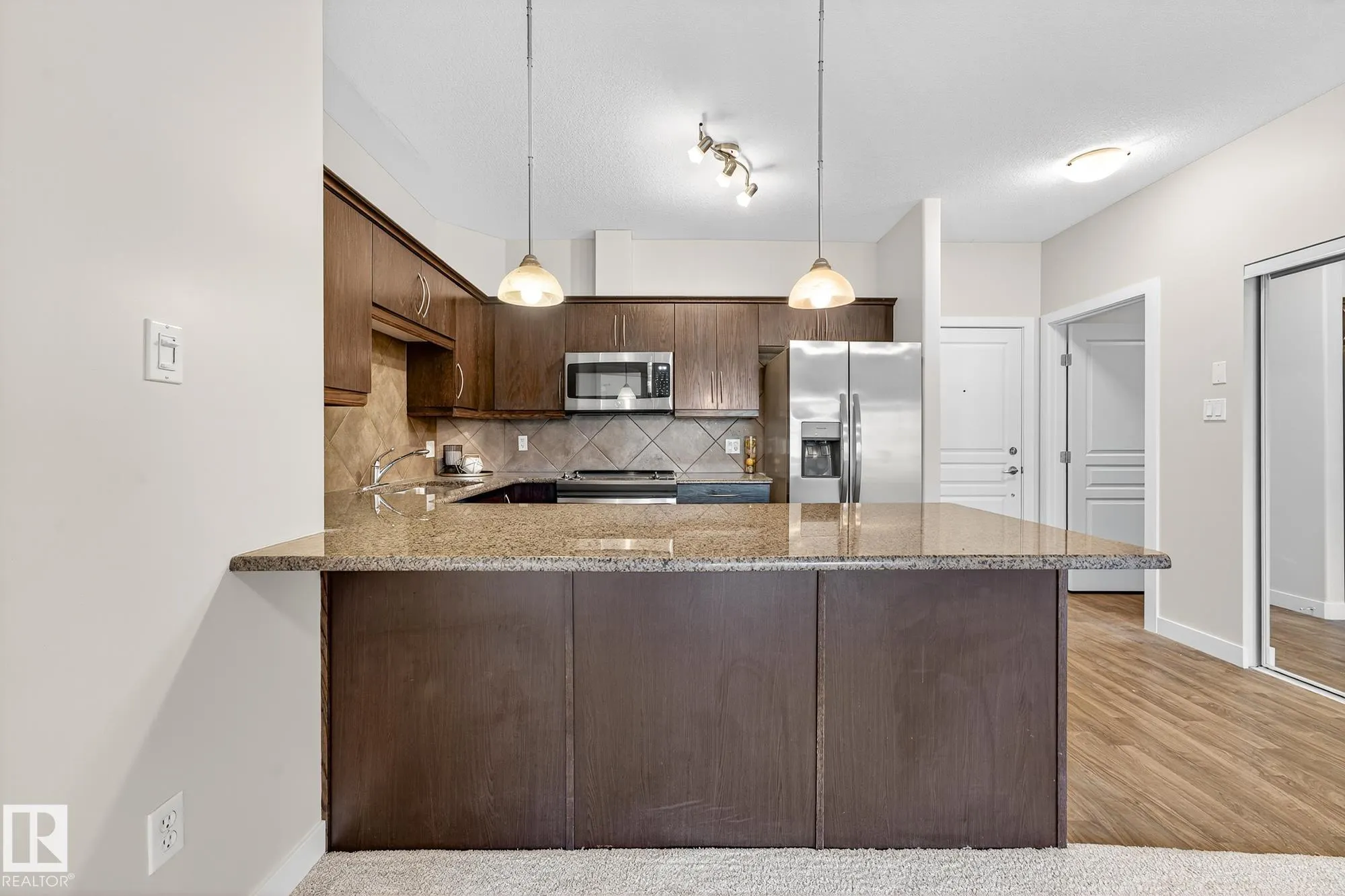 7323 SOUTH TERWILLEGAR Drive