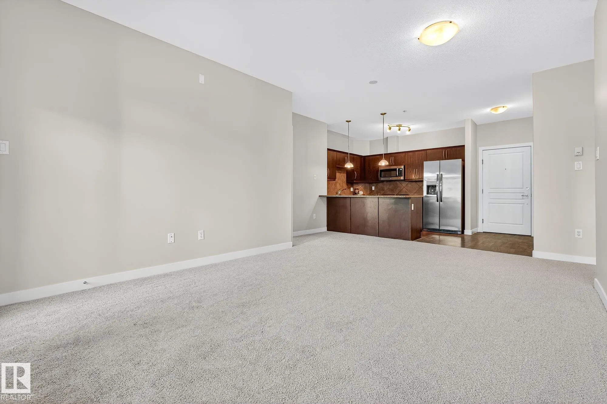 7323 SOUTH TERWILLEGAR Drive